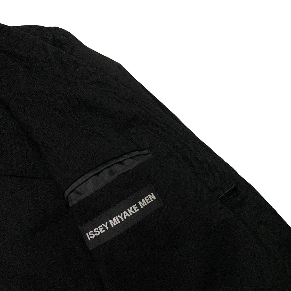 Issey Miyake Vintage Issey Miyake Men Casual Light Jacket Size US M / EU 48-50 / 2 - 18 Thumbnail