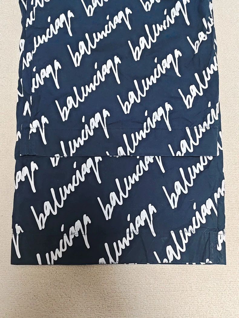 Balenciaga Balenciaga Casual trousers with graffiti logo Size US 30 / EU 46 - 4 Thumbnail