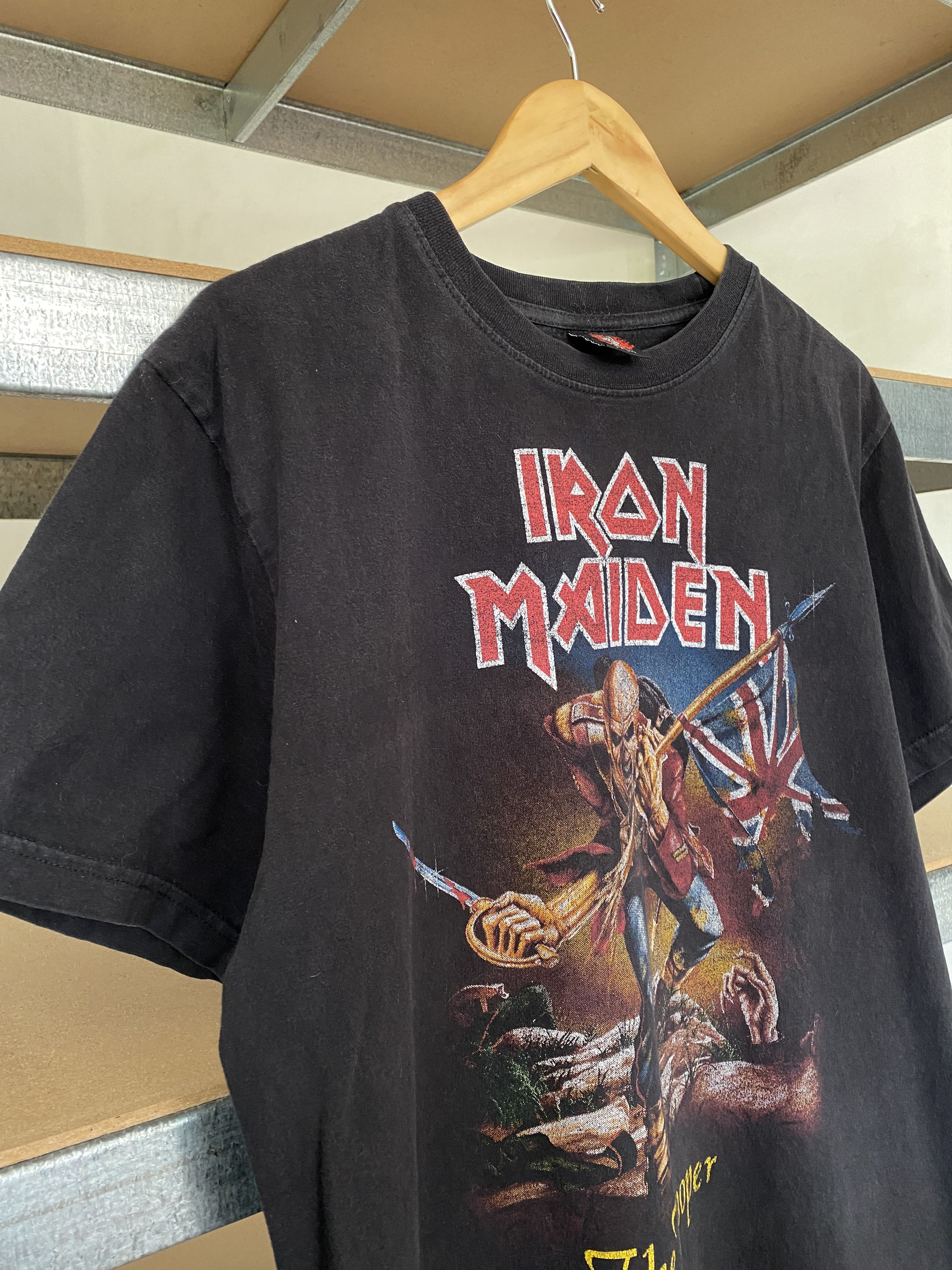 Band Tees Vintage 2000s Iron Maiden The Trooper Rock Band T-shirt Size US L / EU 52-54 / 3 - 6 Thumbnail