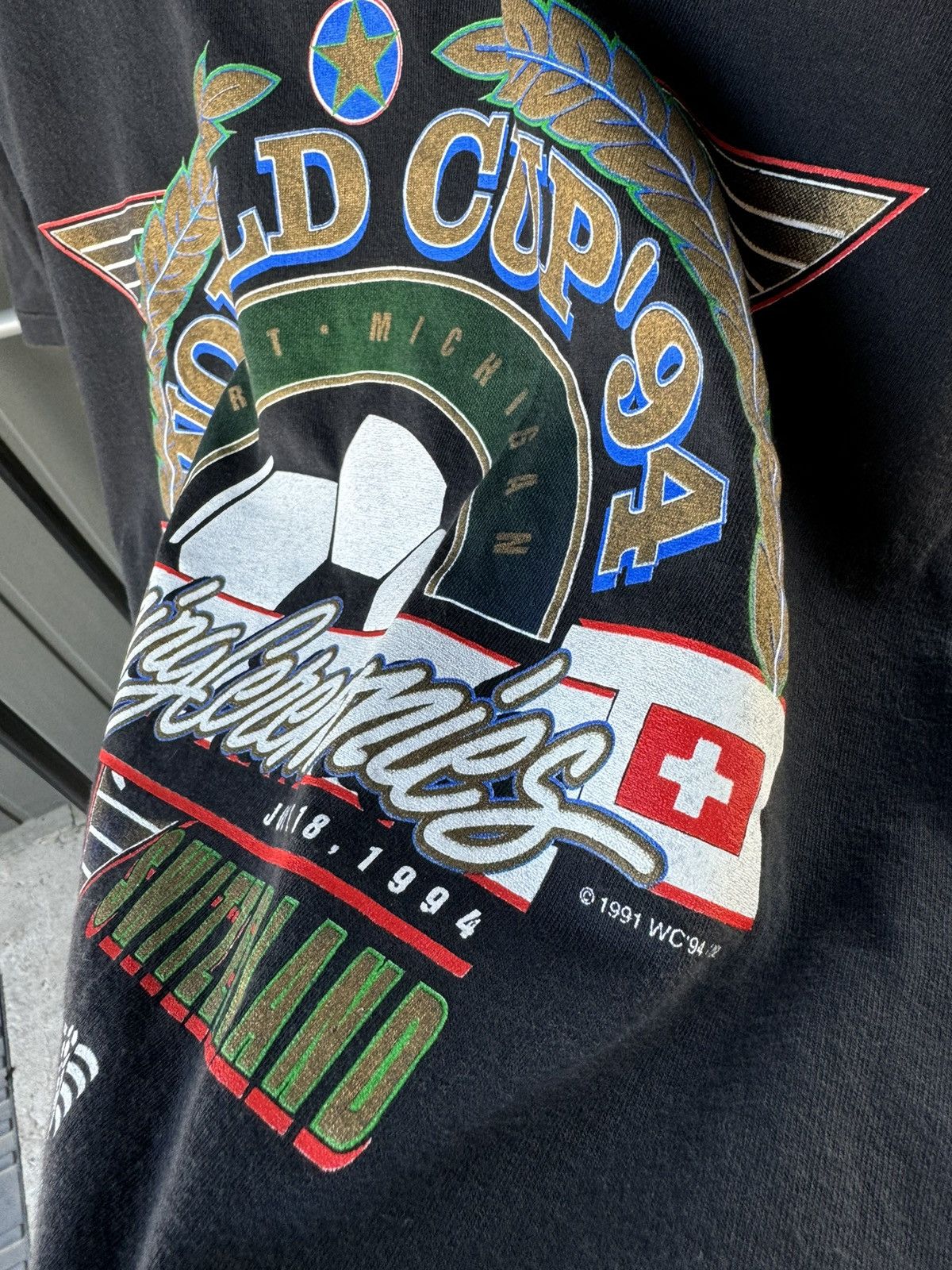 Vintage Vintage 1994 World Cup USA Trench T Shirt Switzerland Size US XL / EU 56 / 4 - 8 Thumbnail