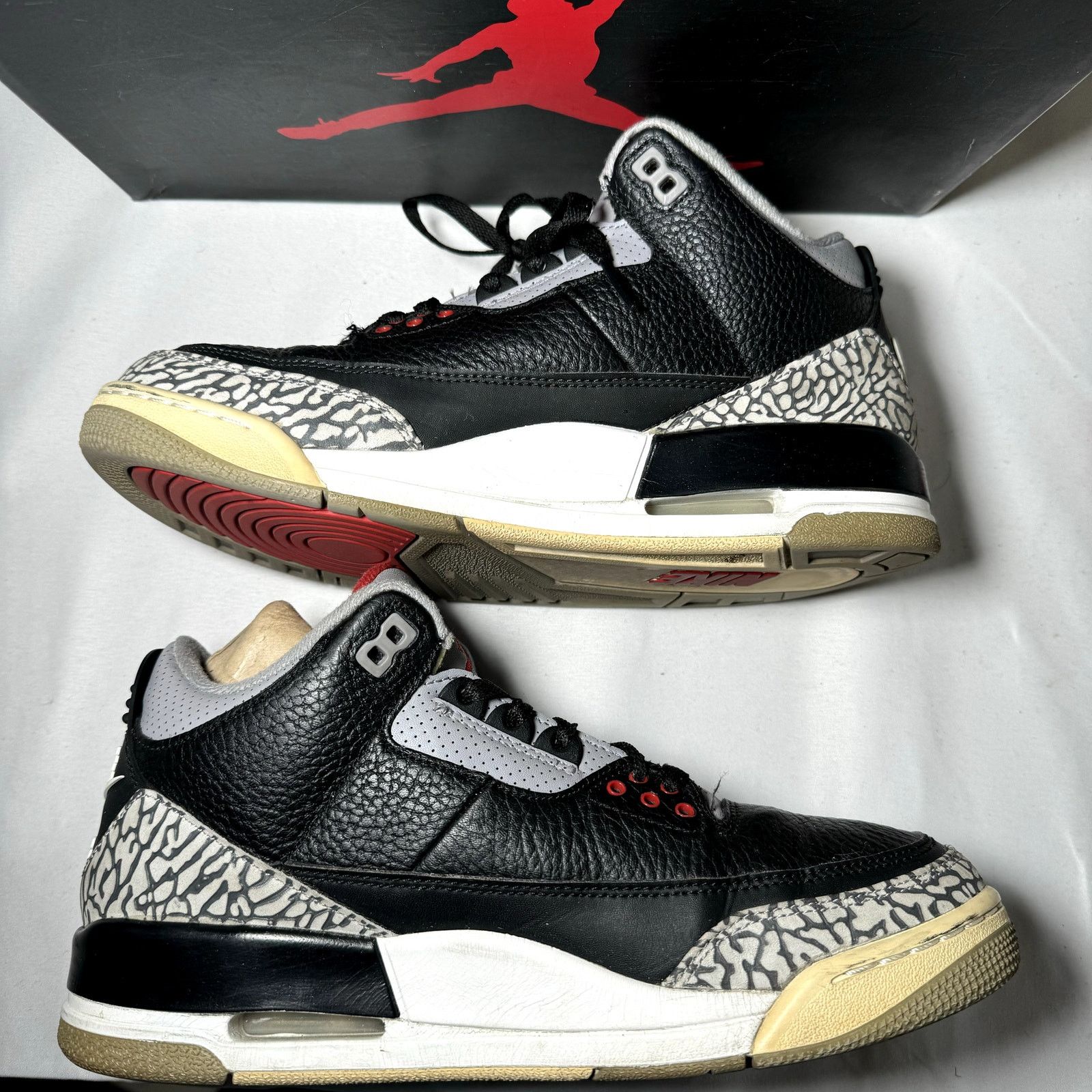 Jordan Brand × Nike Size 8.5 - Nike Air Jordan 3 Retro OG Black Cement 2018 Size US 8.5 / EU 41-42 - 3 Thumbnail