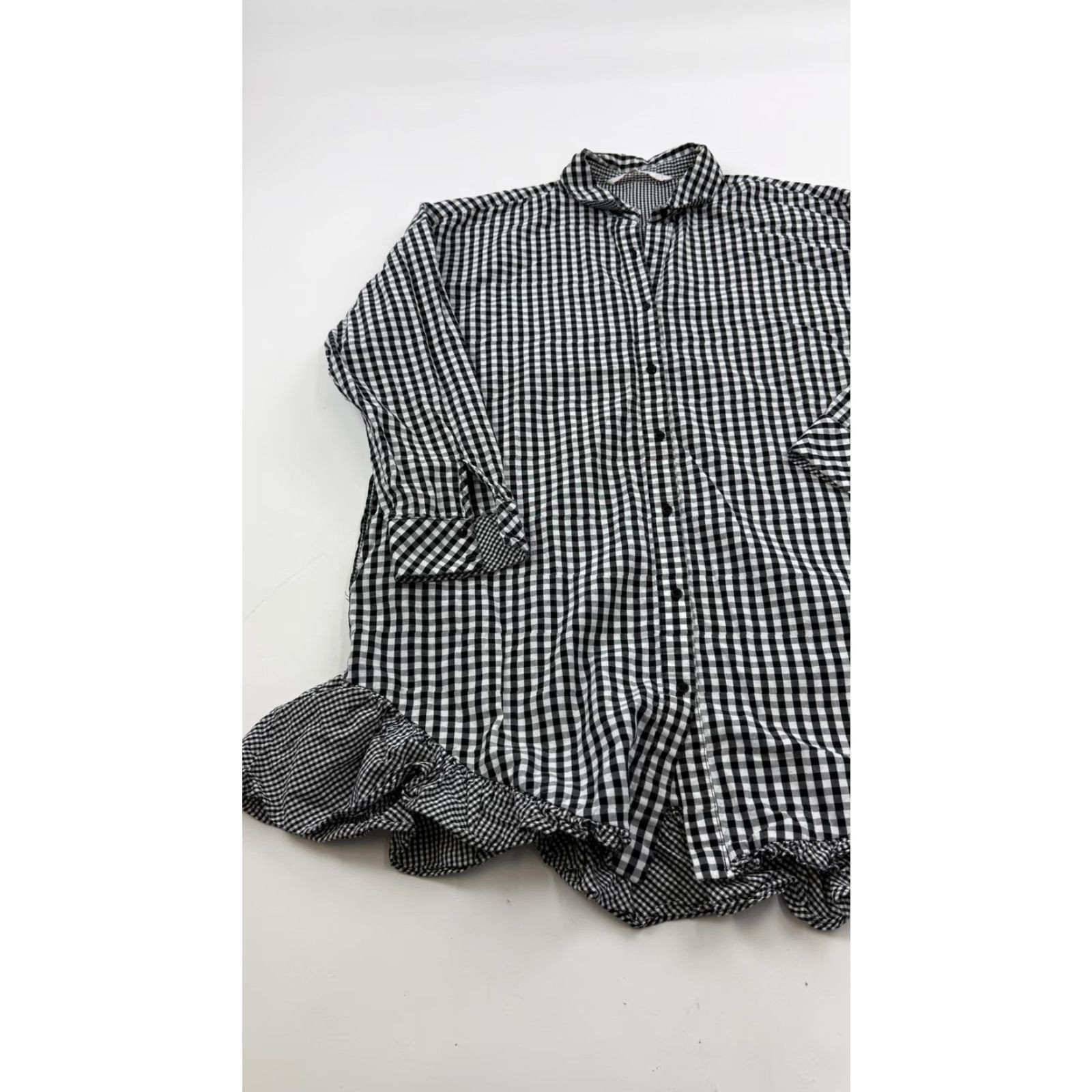 Zara Zara Shirt Womens Medium Black White Gingham Ruffle Hem Tunic Cotton Trafaluc Button-Up Size M / US 6-8 / IT 42-44 - 3 Thumbnail