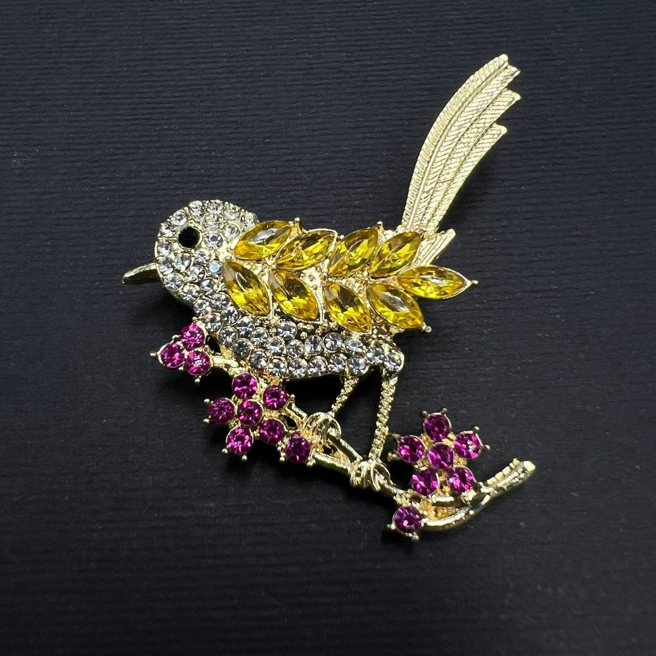 Vintage Bird Brooch Yellow Rhinestone Pin Pink Flower Nature Size ONE SIZE - 2 Thumbnail