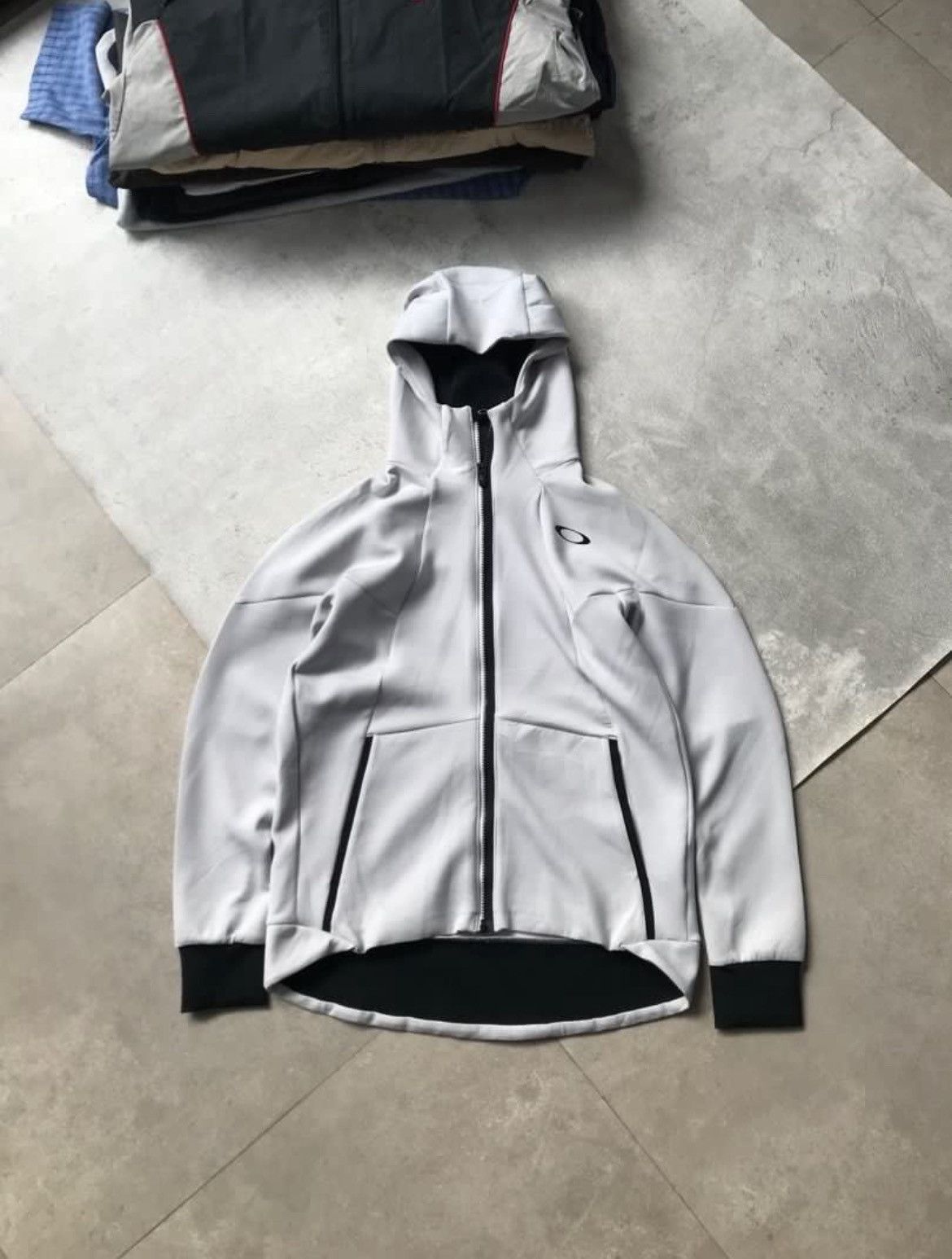 Oakley Oaklet Dry Tech Fleece Windrunner Full Zip Hoodie Size US L / EU 52-54 / 3 - 2 Thumbnail