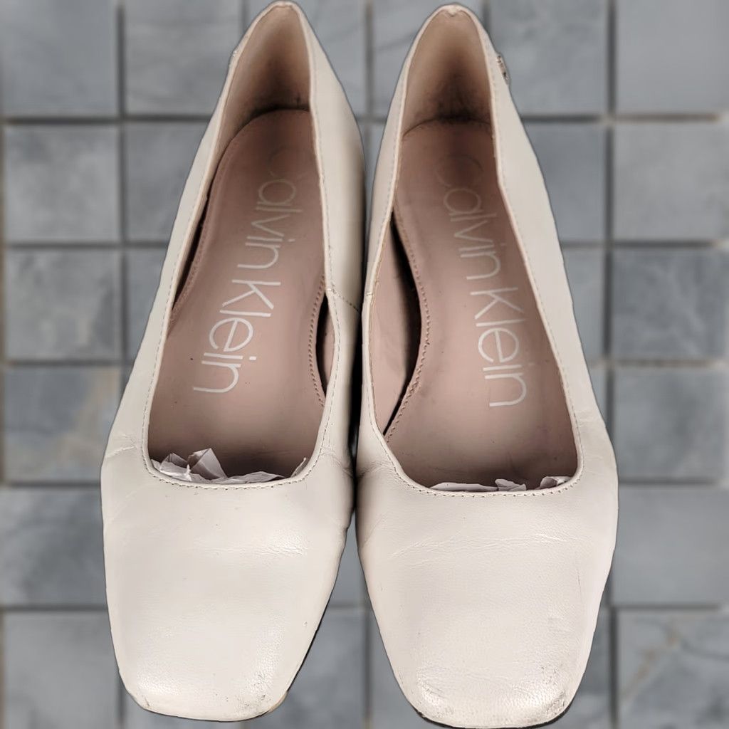 Calvin Klein Calvin Klein Collection Women's Leather Ballet Flats Beige 7.5 M Sl ips On Round Toe Casual Flat Shoes Size US 8 / IT 38 - 1 Thumbnail