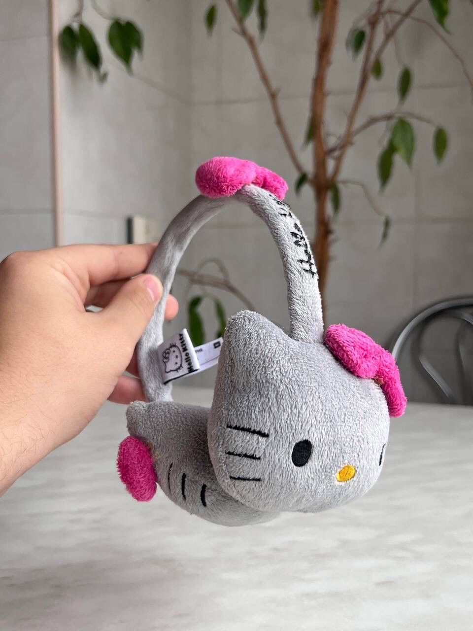 Japanese Brand × Vintage Y2k Hello Kitty Earmuffs Hat Cat Big Logo 00s Size ONE SIZE - 1 Thumbnail