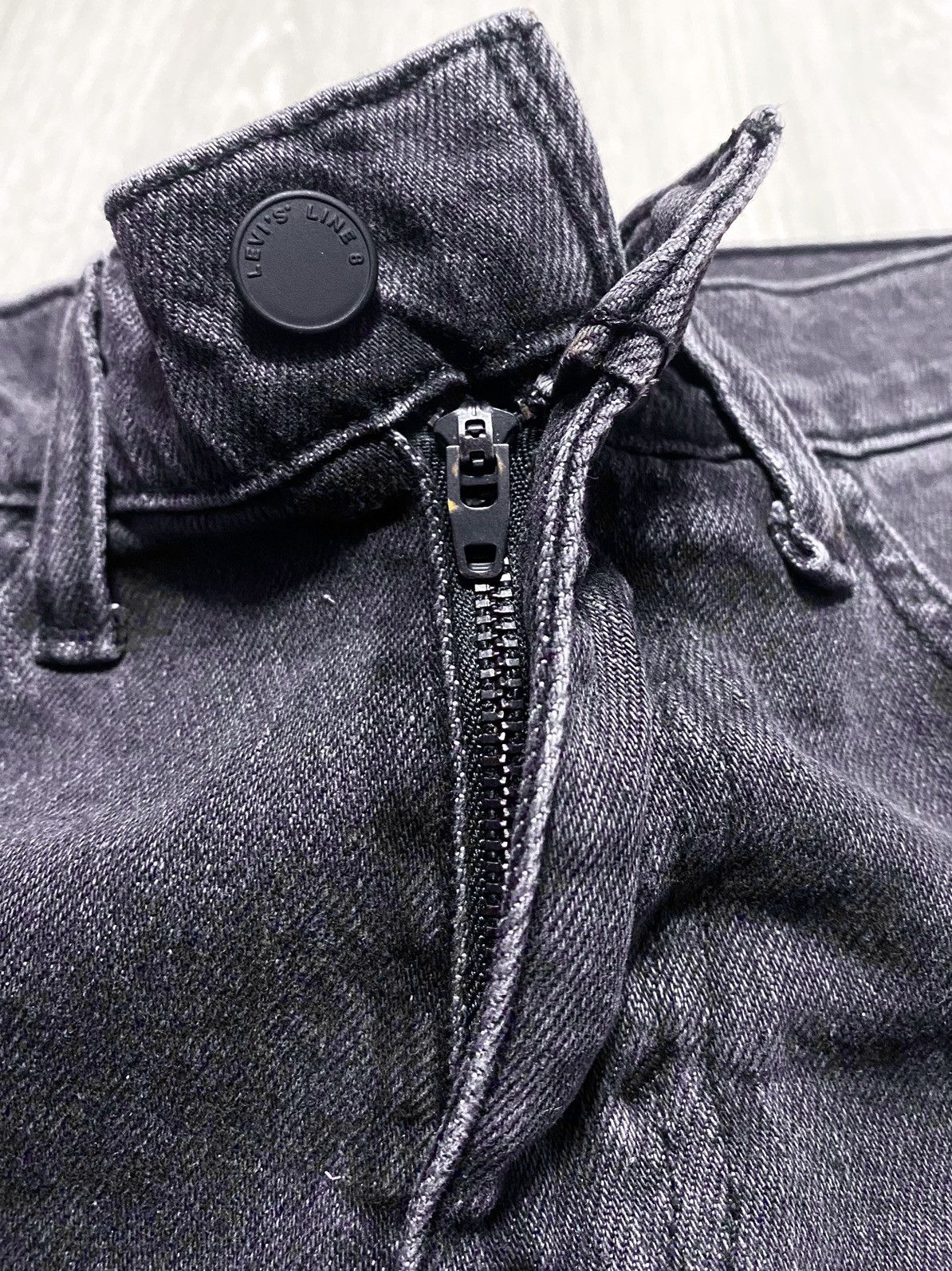 Levi's Made & Crafted Levi’s Line 8 Graphite Black Washed Cropped Jeans Denim Mom Size 28" / US 6 / IT 42 - 13 Thumbnail