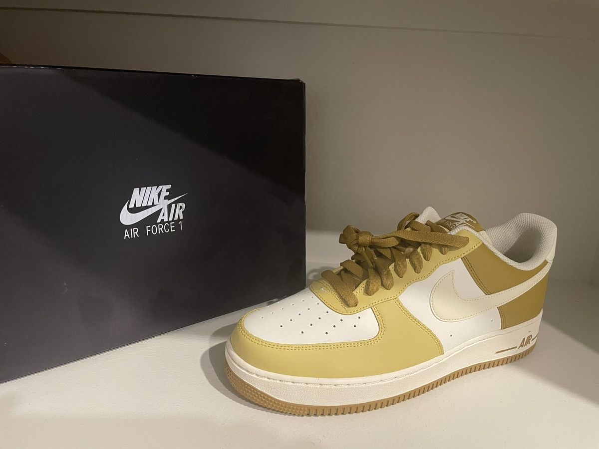 Nike Nike Air Force 1 07 AF1 Bronzine Saturn Gold Size US 11 / EU 44 - 2 Thumbnail