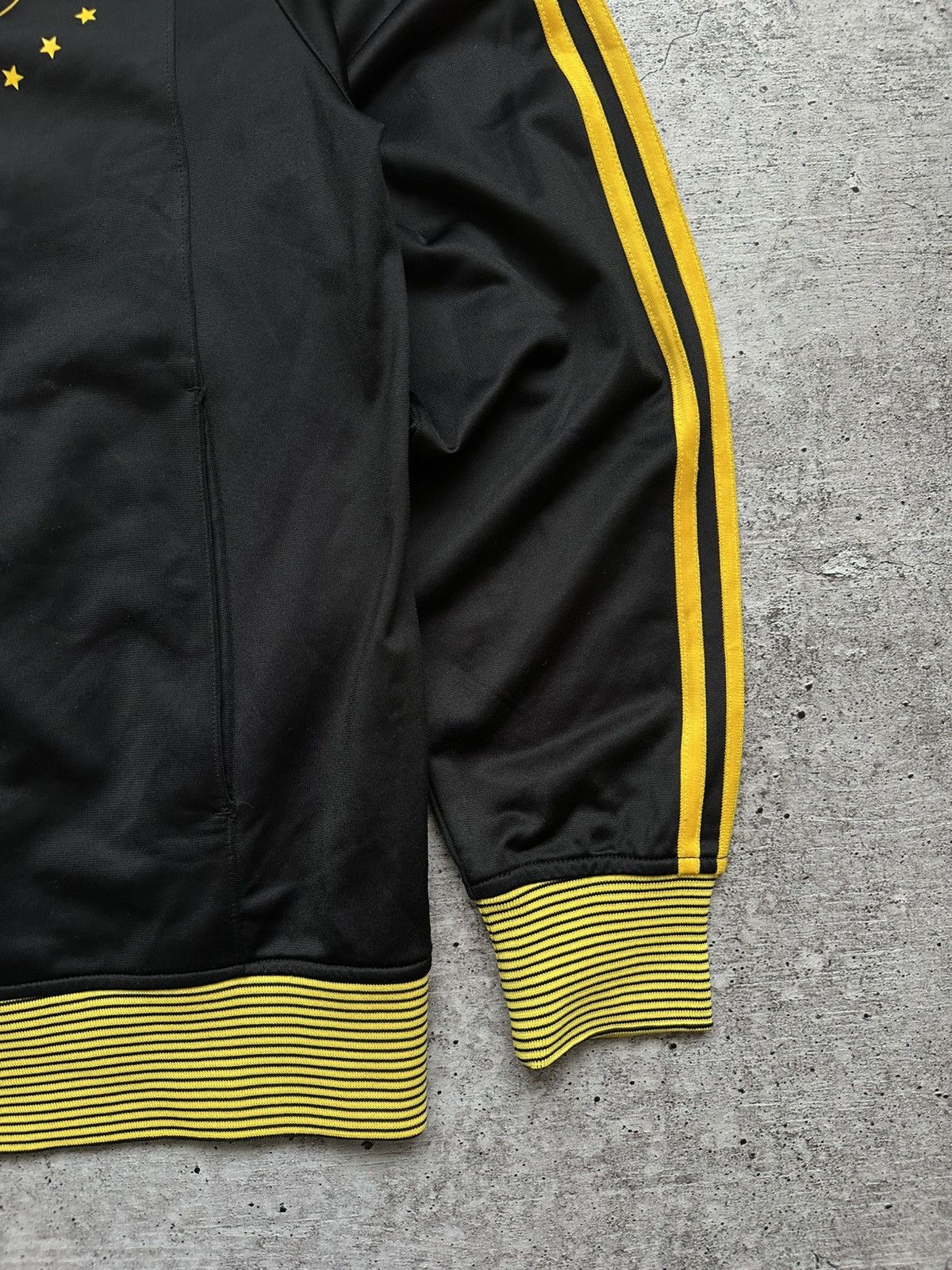 Adidas Adidas LA Lakers 15 Time NBA World Champions Track Jacket Size US M / EU 48-50 / 2 - 6 Thumbnail