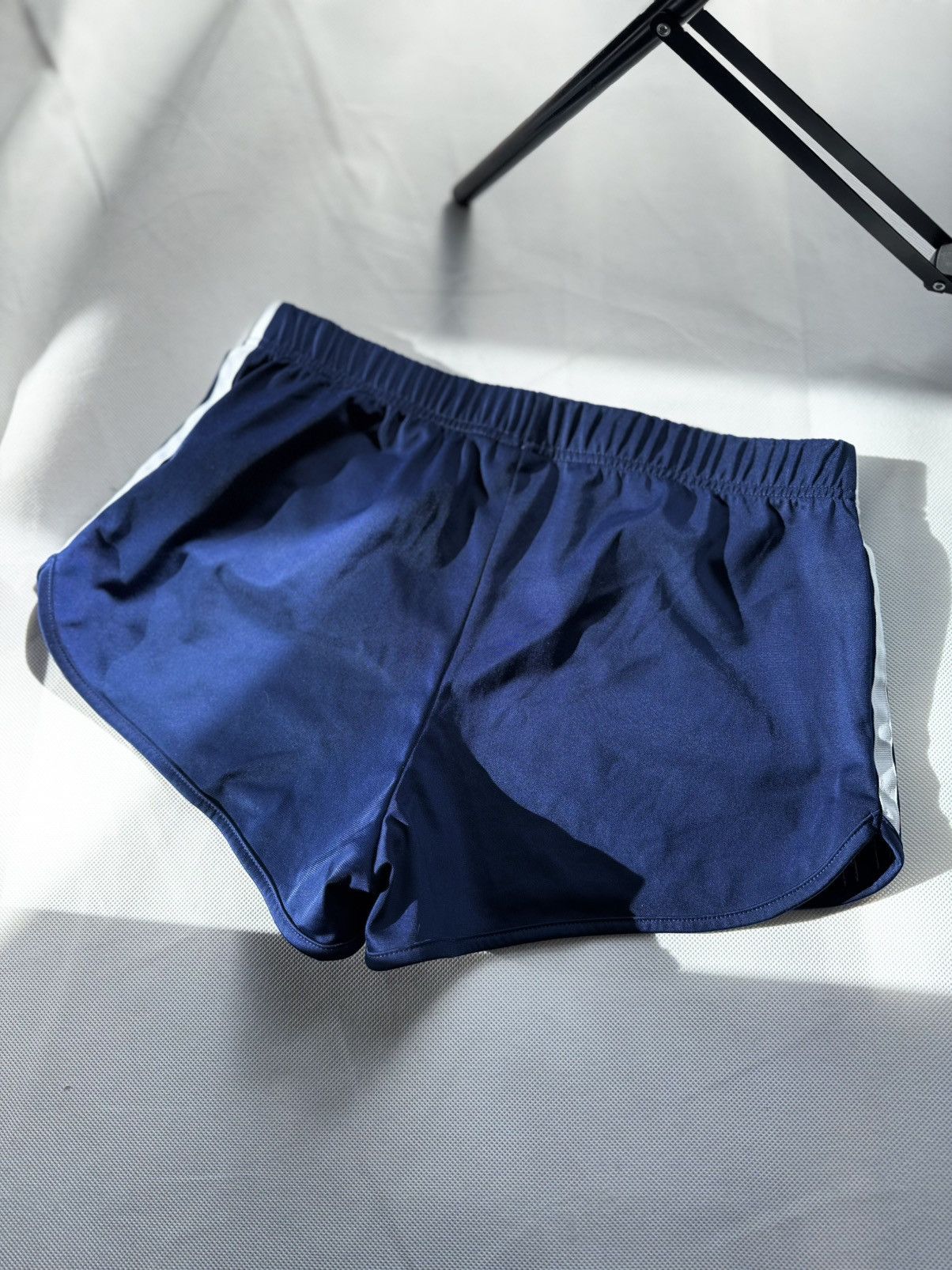 Adidas × Vintage Vintage Y2K Adidas Pinterest Mini Shorts Streetwear 90s Size US 32 / EU 48 - 4 Thumbnail