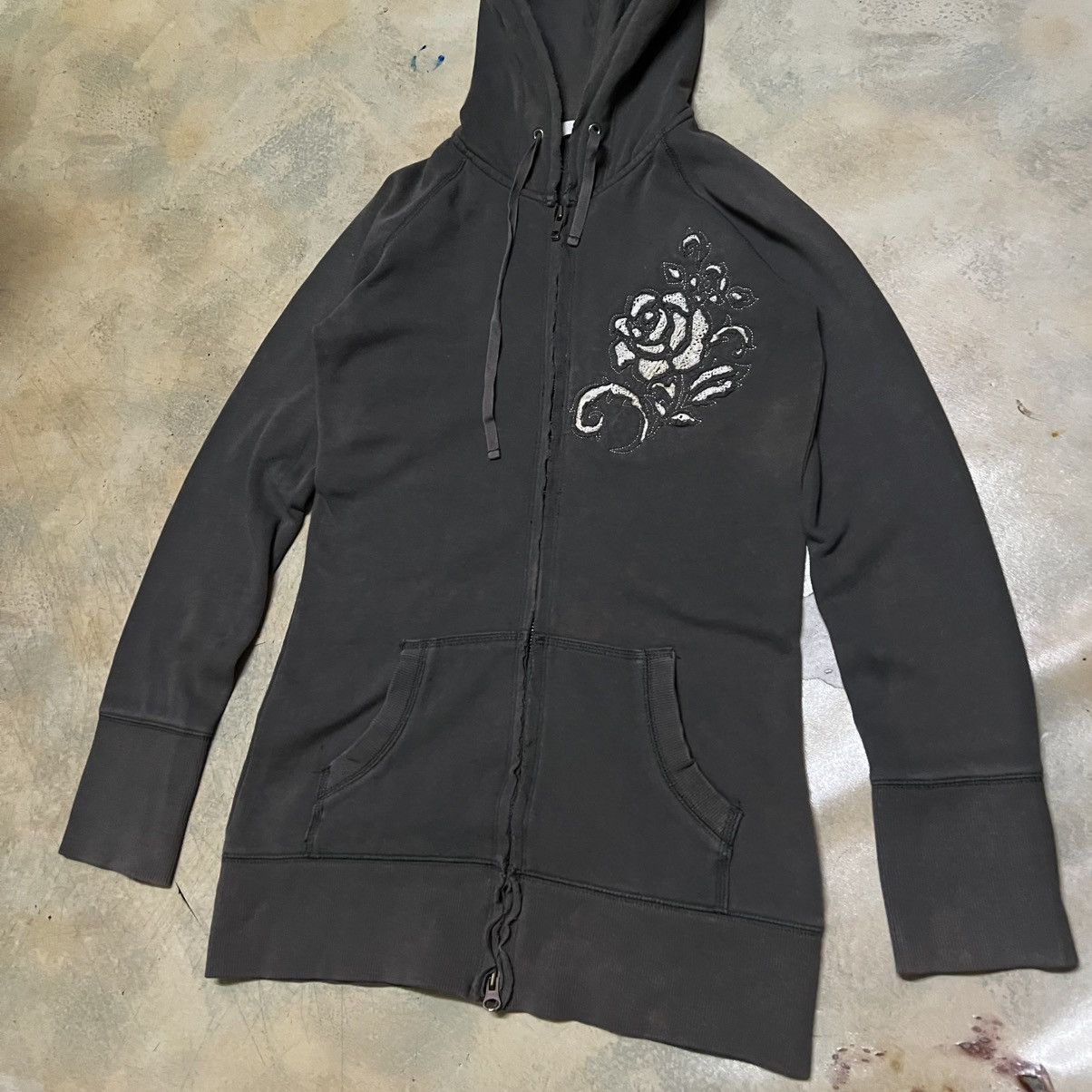 Japanese Brand Japanese Brand Rose Embroidery Sweater Size US M / EU 48-50 / 2 - 2 Thumbnail