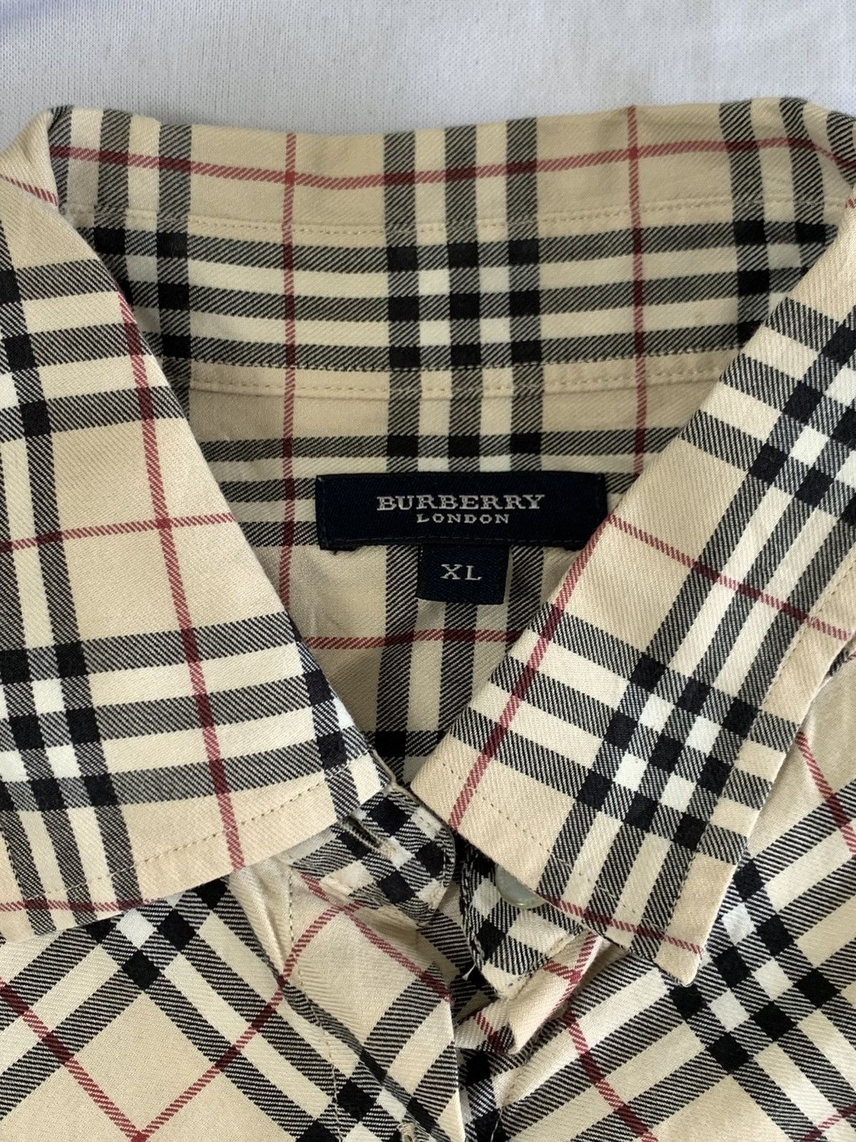 Burberry Burberry nova check button up shirt Size M / US 6-8 / IT 42-44 - 2 Thumbnail