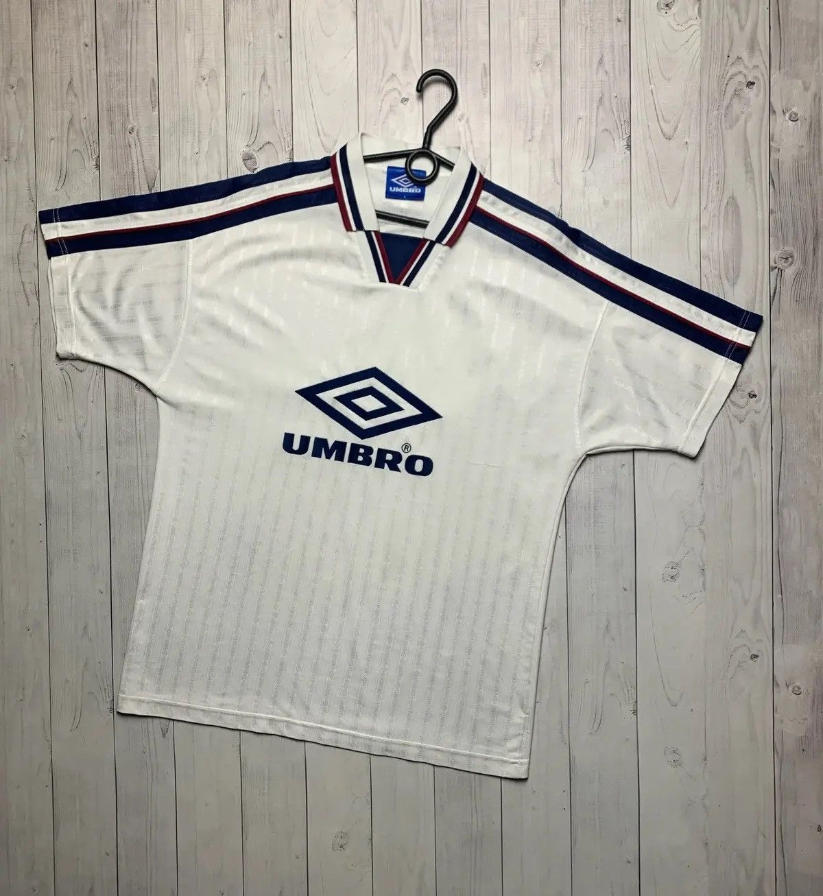 Umbro Vintage Umbro monogram polo rare size M striped Size US L / EU 52-54 / 3 - 1 Thumbnail