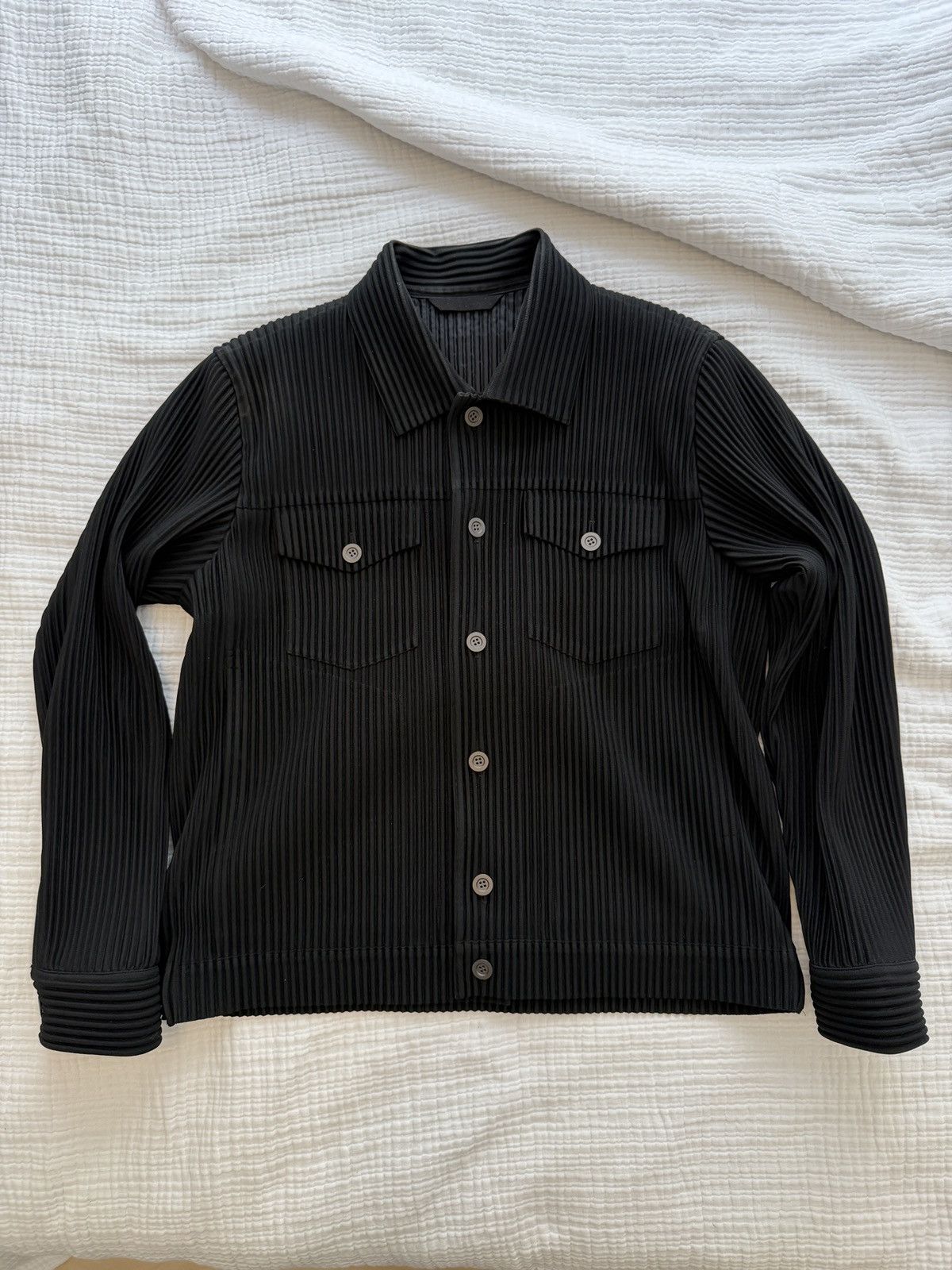 Homme Plisse Issey Miyake Pleated Trucker Jacket Size US L / EU 52-54 / 3 - 1 Thumbnail