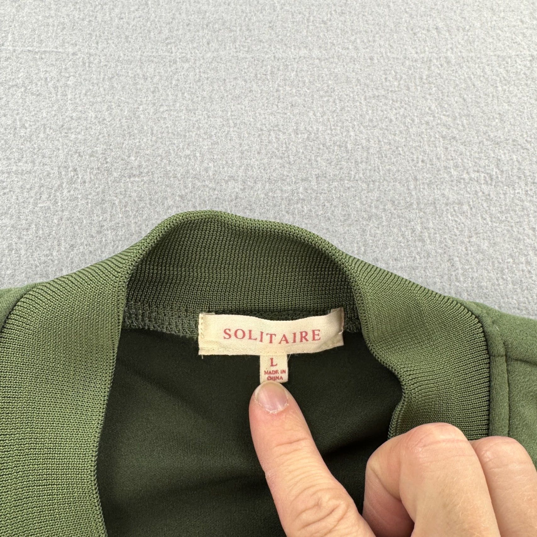 Anthropologie VINTAGE: No — (Skip) Solitaire Jacket Womens Large Olive Green Suede Look Bomber Zip Front Pockets Classic AnthroPologie Size L / US 10 / IT 46 - 2 Thumbnail