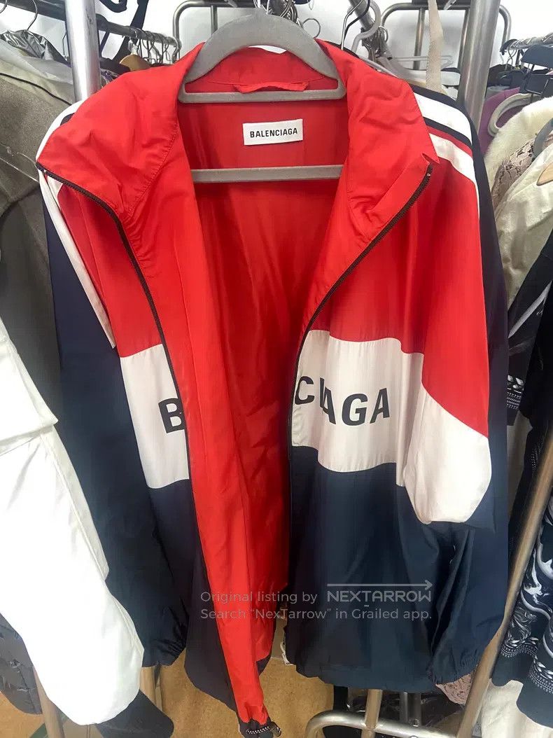 Balenciaga Balenciaga Contrast color windbreaker jacket Size XS / US 0-2 / IT 36-38 - 1 Thumbnail