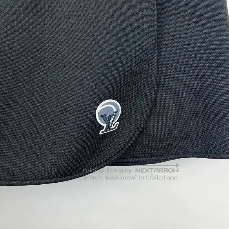 Louis Vuitton Louis Vuitton Black gold button logo embroidered skirt Size 35" - 5 Thumbnail