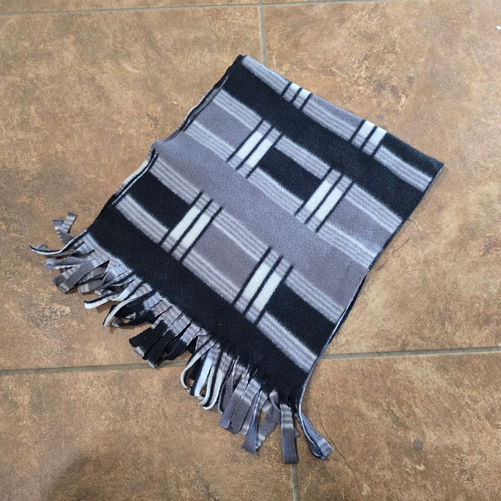 Other Grey Black Design Fringed Scarf Size ONE SIZE - 3 Thumbnail