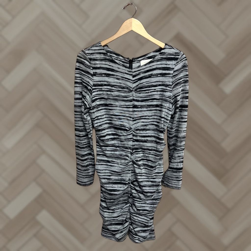 Nicole Miller Nicole Miller Artelier Womens Gray Striped Long Sleeve Dress Shirt Dress L Gray Womens Size L / US 10 / IT 46 - 1 Thumbnail