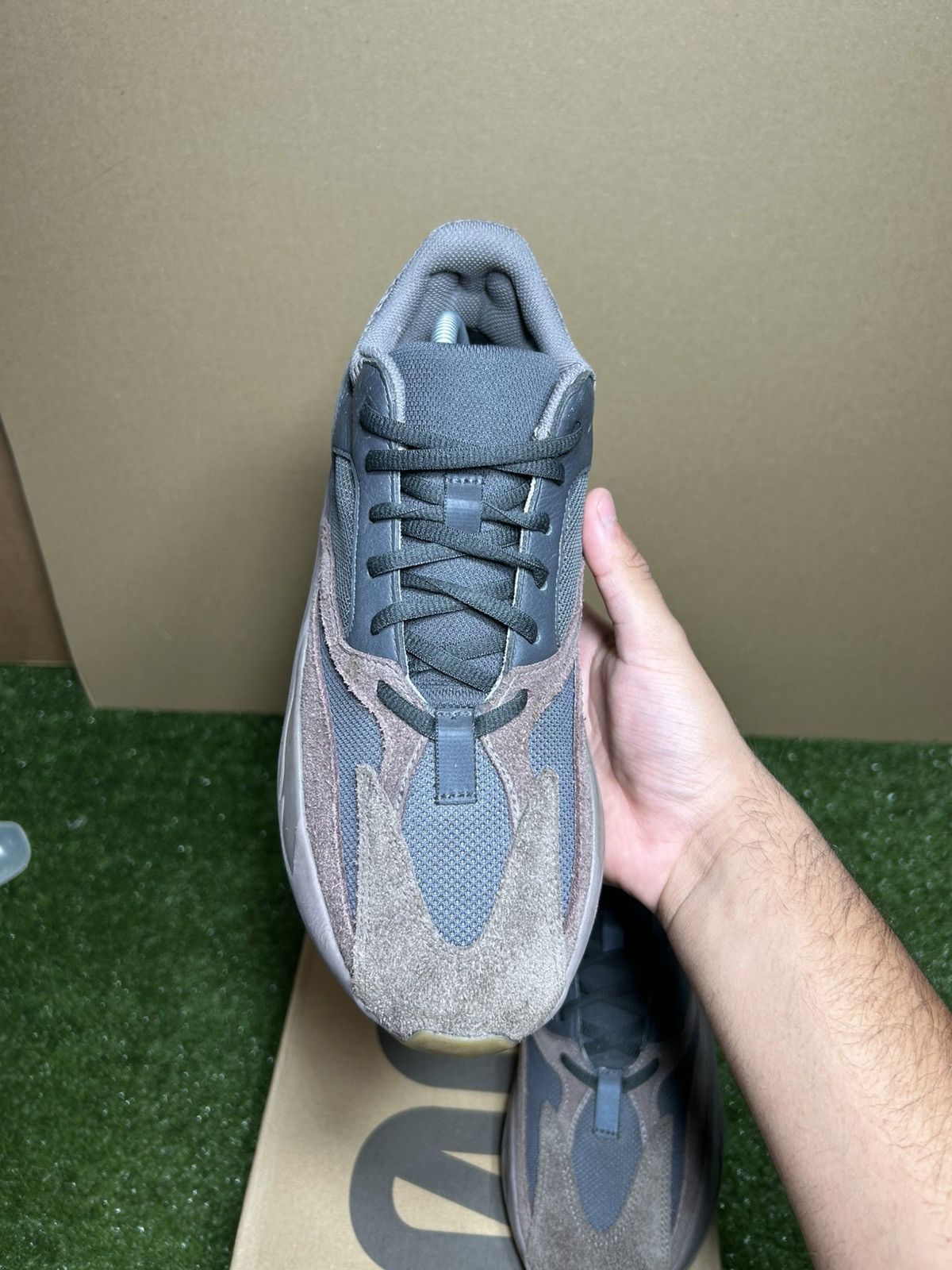 Adidas × Yeezy Yeezy 700 muave Size US 10 / EU 43 - 6 Thumbnail