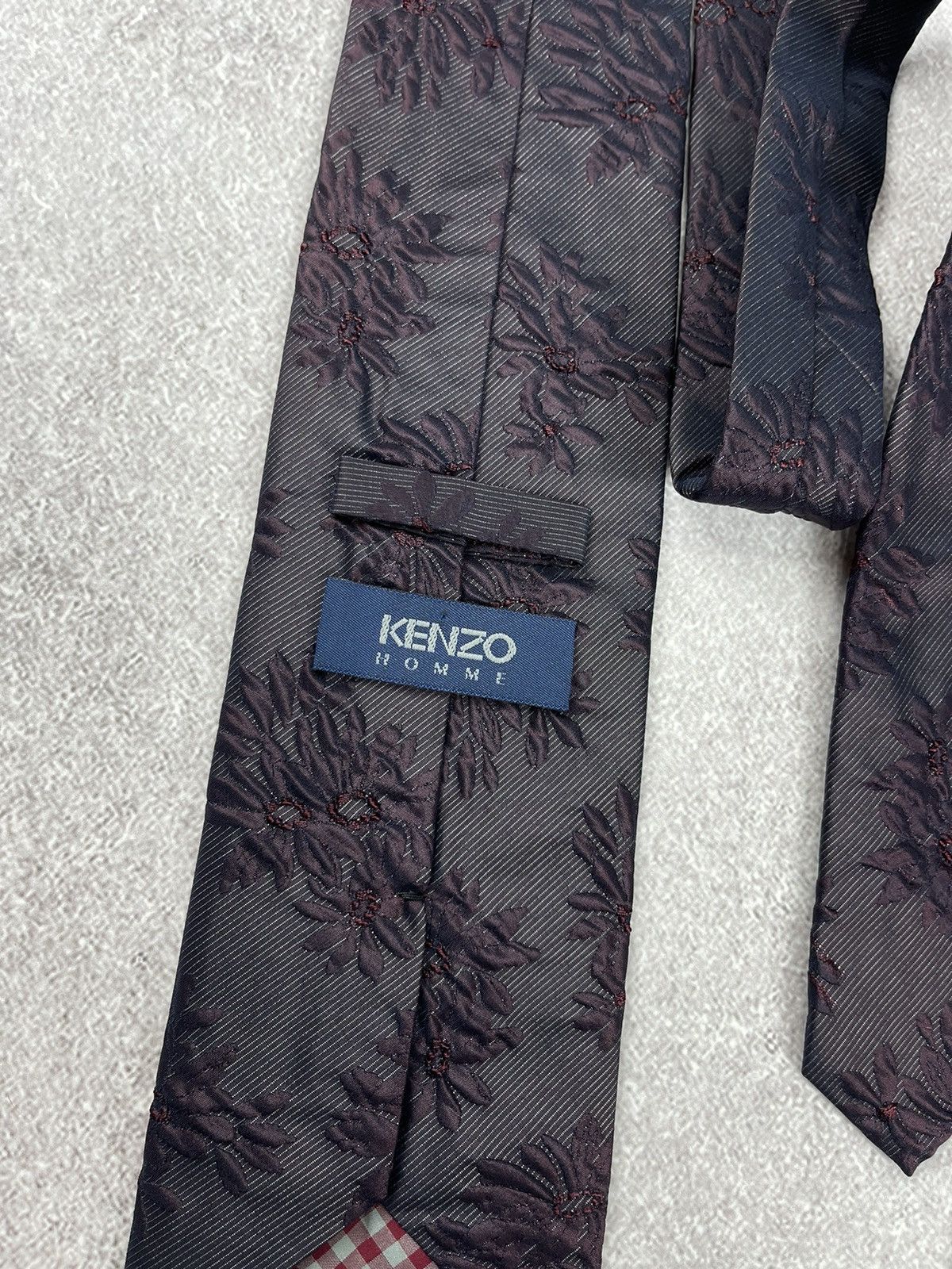 Kenzo × Vintage Vintage Kenzo Homme Printed Silk Tie Size ONE SIZE - 13 Thumbnail