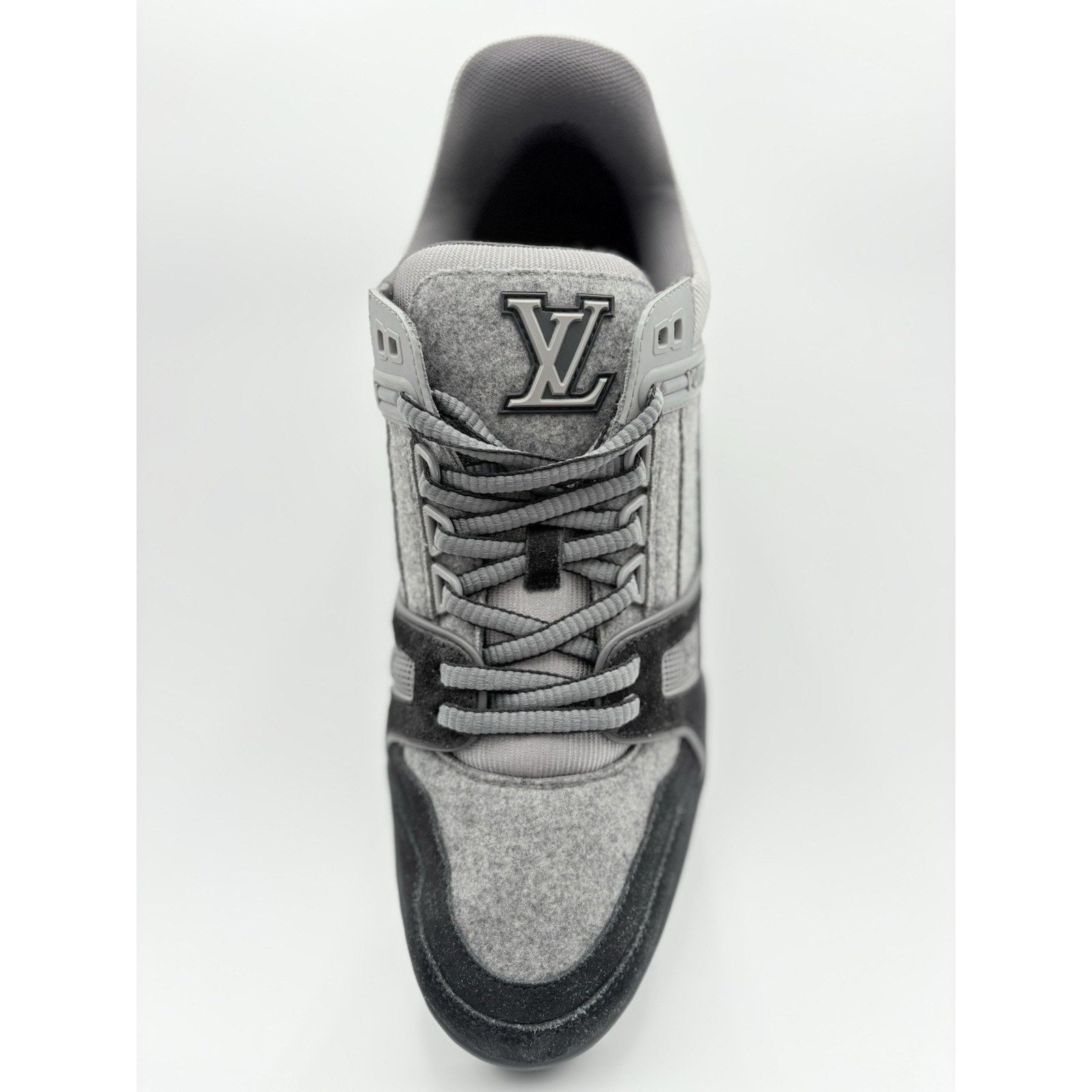 Louis Vuitton (10.5-11) Louis Vuitton Trainer ' Black Grey '| SUPER CLEAN! Size US 11 / EU 44 - 11 Thumbnail