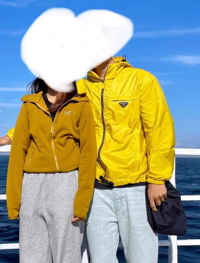 Prada Prada Yellow Triangle Logo Nylon Jacket XL 98 New Size US XL / EU 56 / 4 - 5 Thumbnail