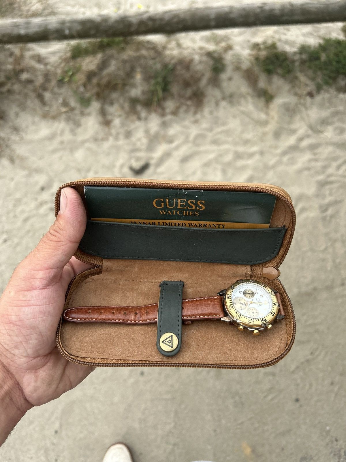 Guess Vintage guess watch Size ONE SIZE - 6 Thumbnail