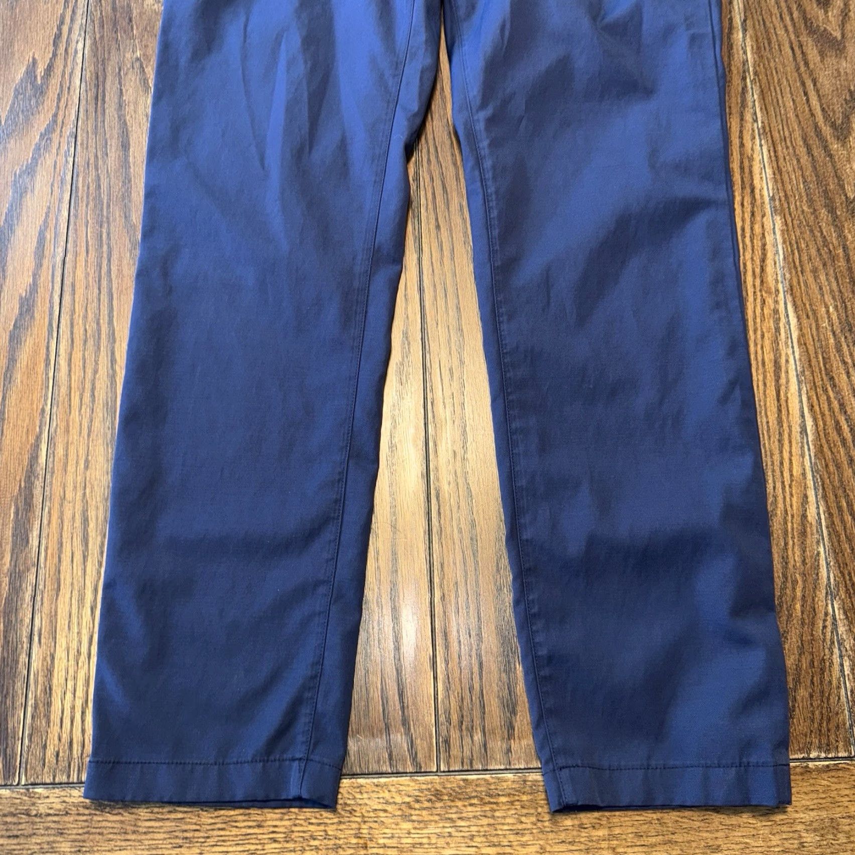 Lululemon Lululemon Men’s Navy Blue Pants 32x31 Stretch Zip Pockets Size US 32 / EU 48 - 2 Thumbnail