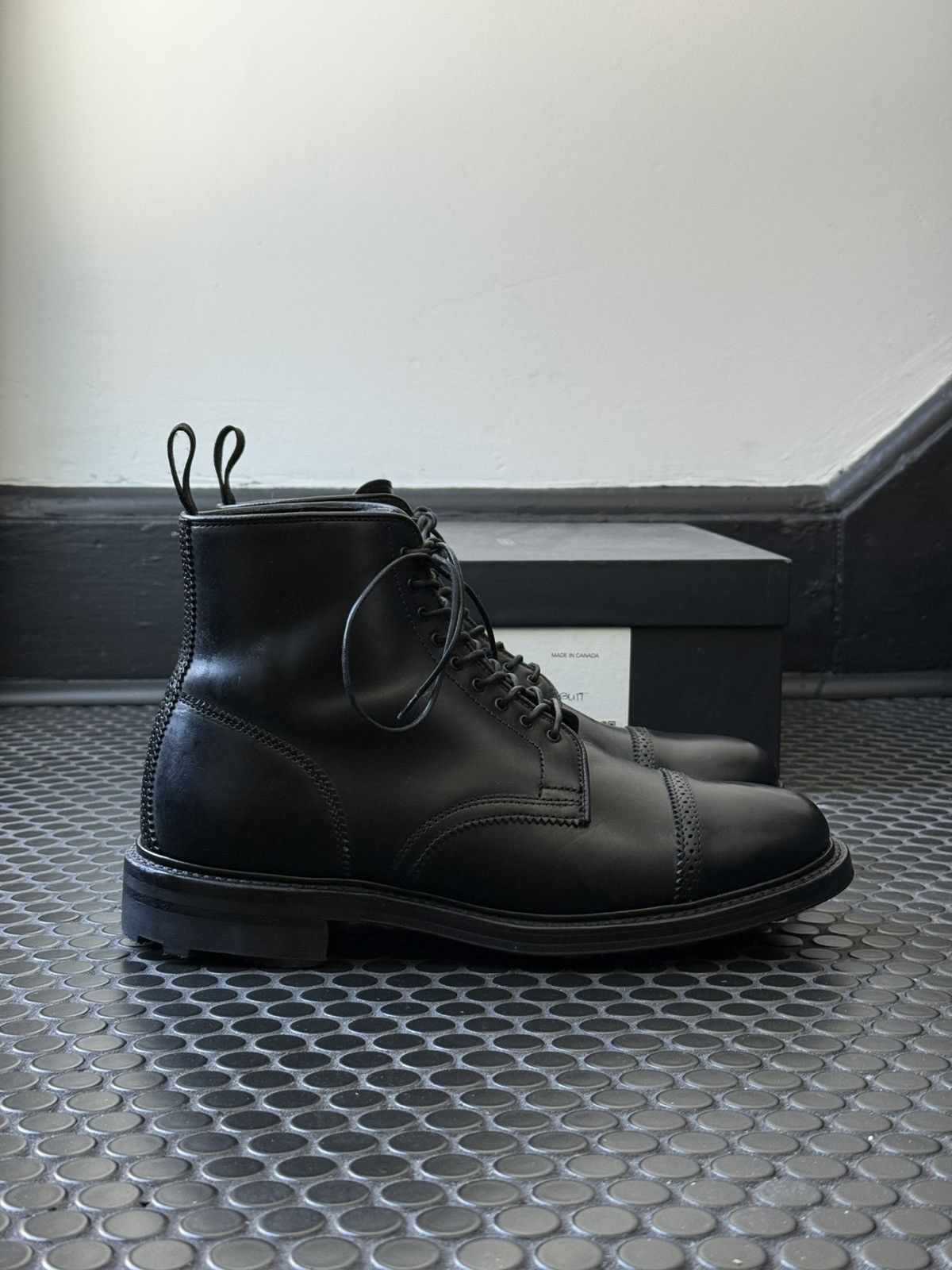 Viberg Viberg Shelby Sharp Brogue Boot in Waxed Black Horsebutt Size US 9 / EU 42 - 3 Thumbnail