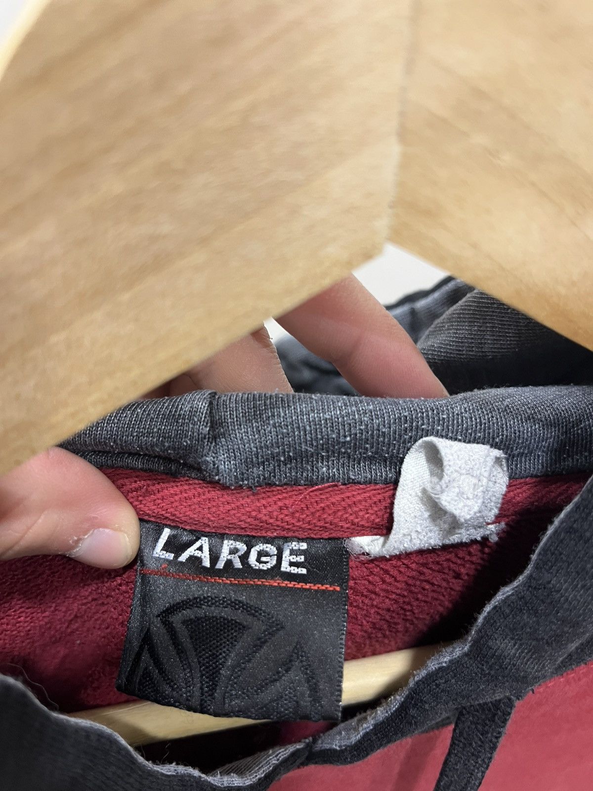Independent Trading Co. Vintage 90s Independent Hoodie Y2K Big Logo Size L Size US L / EU 52-54 / 3 - 5 Thumbnail