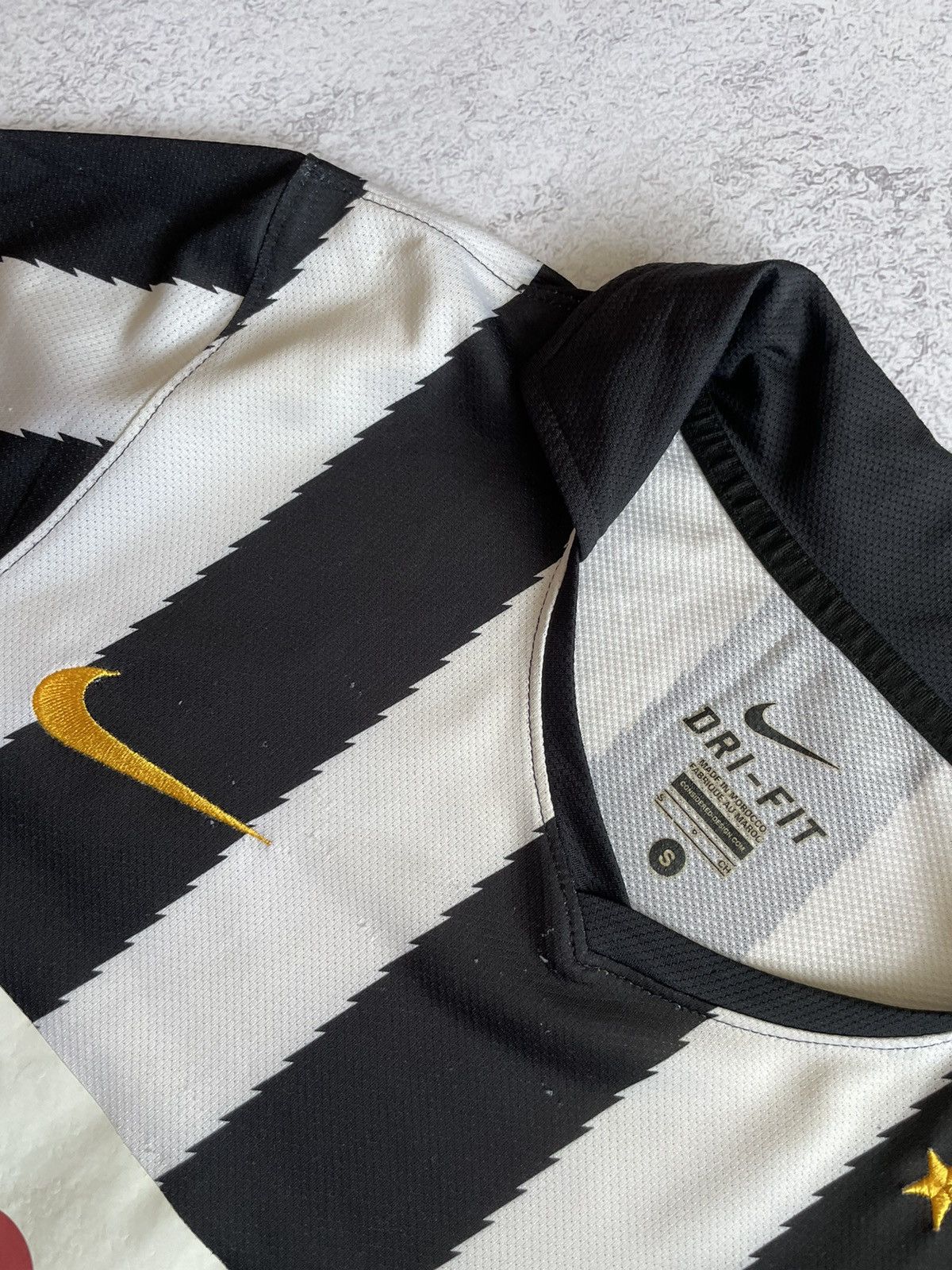 Nike Nike Juventus 2010/2011 Home Soccer Jersey Kit S Size US S / EU 44-46 / 1 - 14 Thumbnail