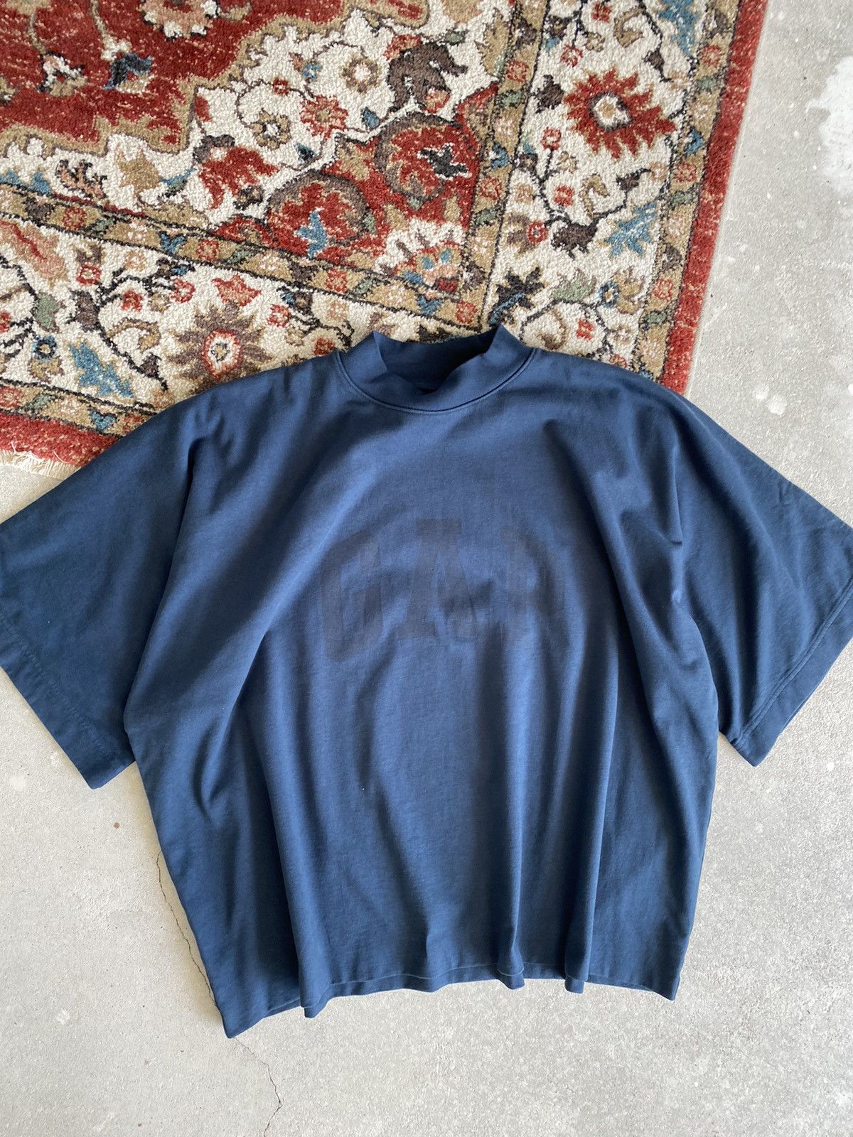 Gap Yeezy Gap Dove No Seam Tee Size US S / EU 44-46 / 1 - 6 Thumbnail
