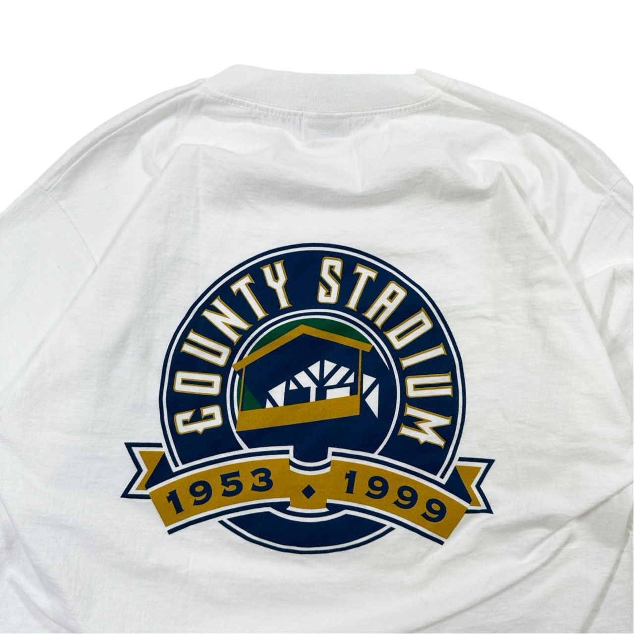 Vintage Vintage 1999 Milwaukee Brewers County Stadium Graphic Size US L / EU 52-54 / 3 - 5 Thumbnail