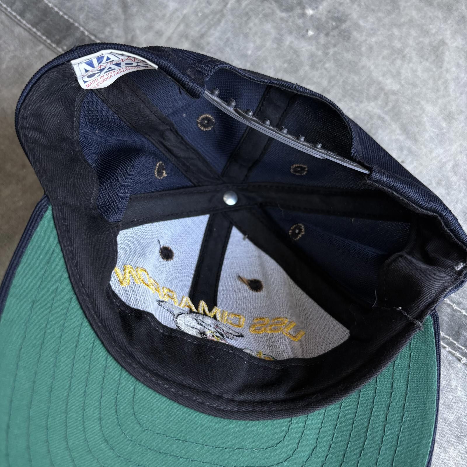 Vintage Vintage 90s USS Cimarron AO-177 Shark Navy USN SnapBack Hat Size ONE SIZE - 3 Thumbnail