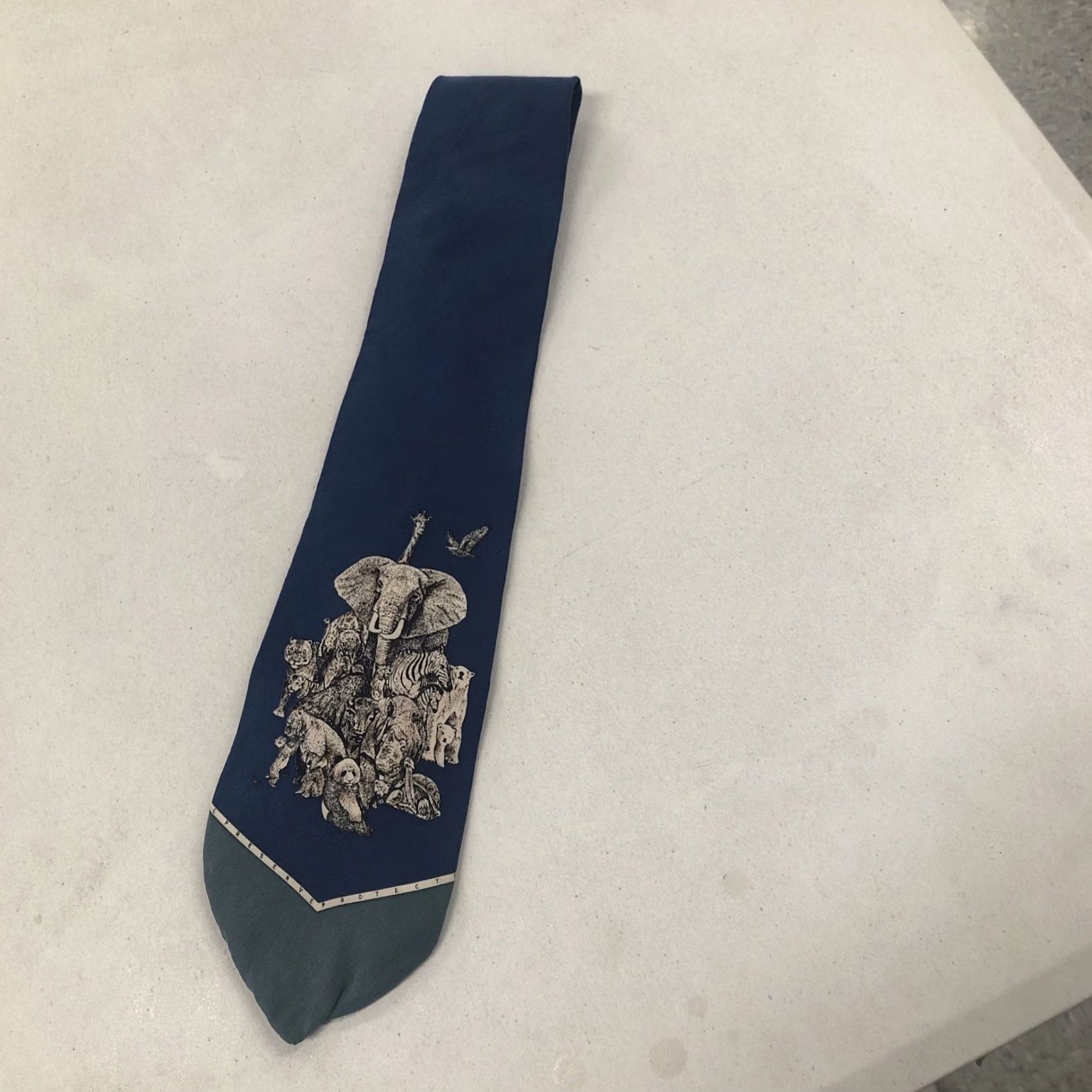 CO VINTAGE World Wildlife Fund WWF Design Animal Necktie Tie 58" x 3.75" Elephant & Co Blue Silk Men Tie Size ONE SIZE - 3 Thumbnail