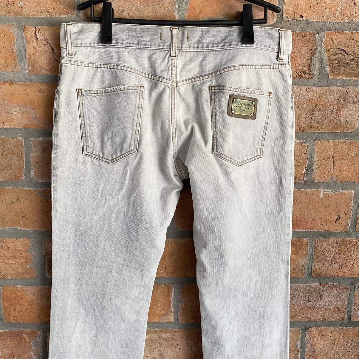 Dolce & Gabbana DOLCE & GABBANA® Light Grey Distressed Straight-Leg Jeans Size US 39 - 9 Thumbnail