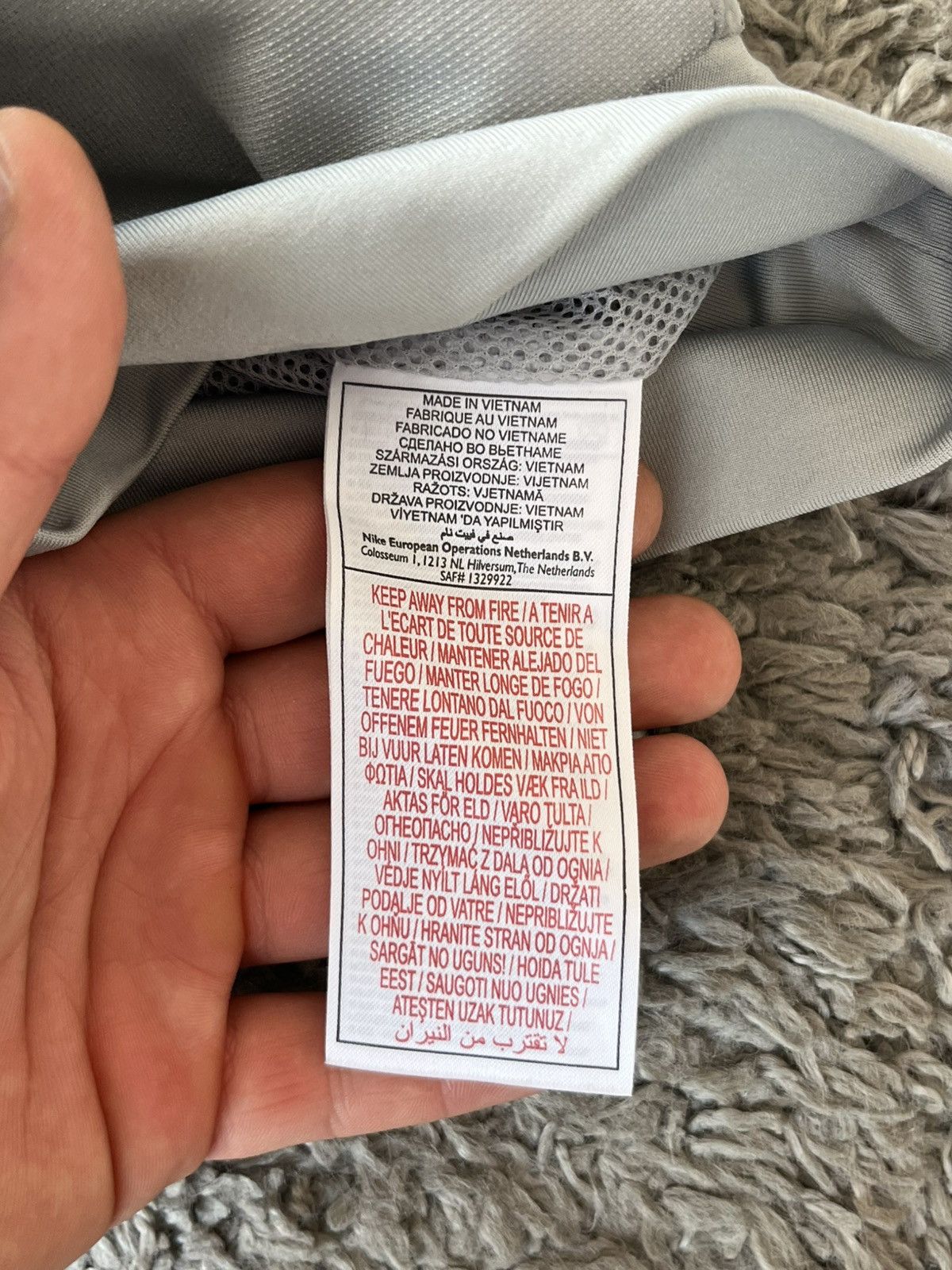 Nike Vintage capes PSG Size US M / EU 48-50 / 2 - 10 Thumbnail