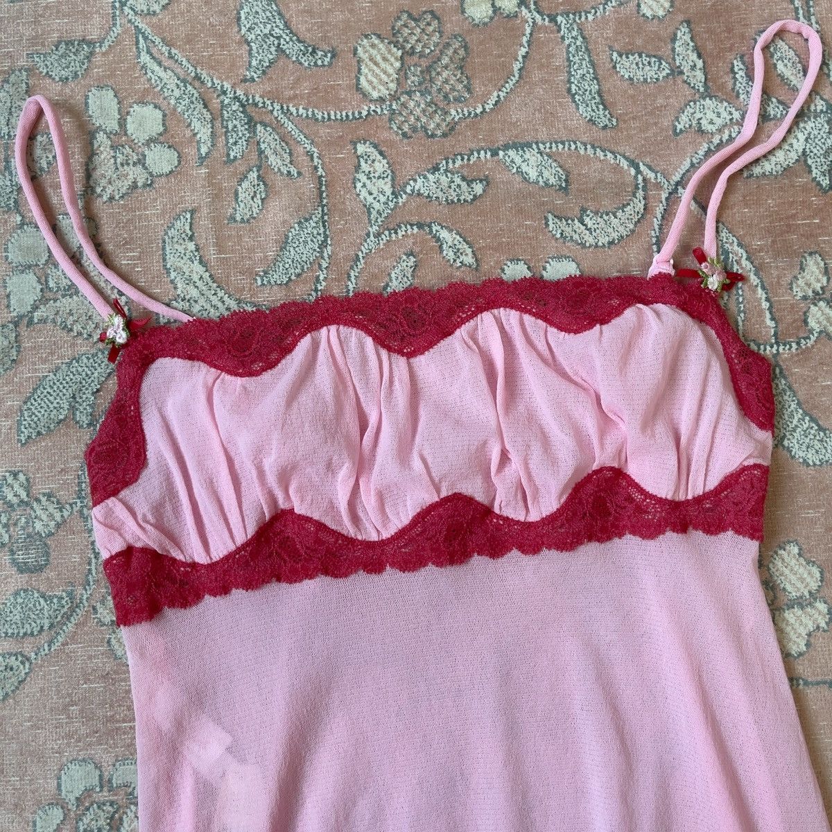 Victoria's Secret Victoria’s Secret Pink Mesh Camisole (XS–S) Size XS / US 0-2 / IT 36-38 - 2 Thumbnail