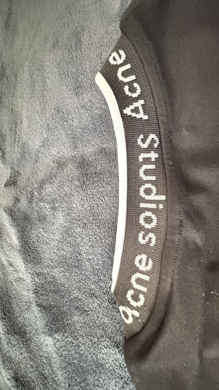 Acne Studios Acne Studios Logo Collar T-Shirt – Black Size US M / EU 48-50 / 2 - 4 Thumbnail