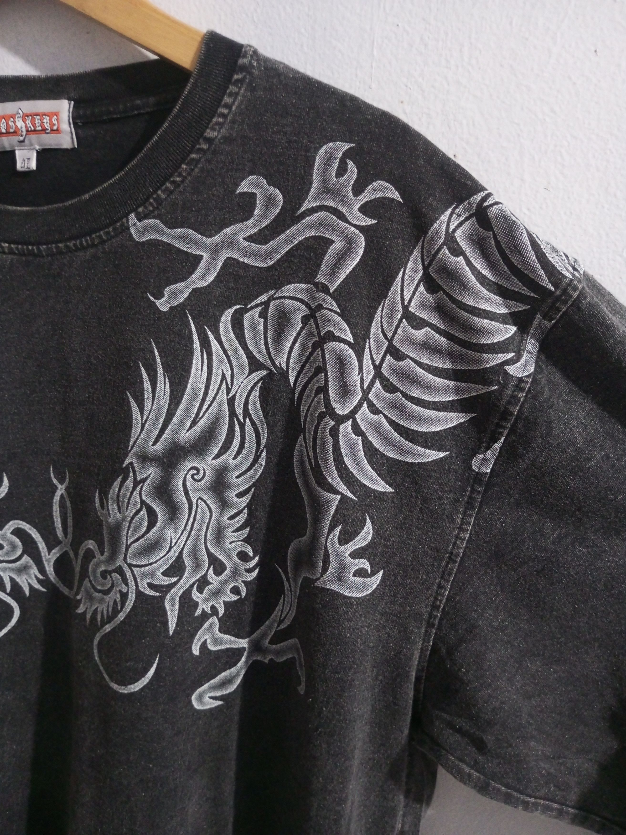 Karakuri Tamashii Vintage cross keys tribal dragon raglan tee Size US XL / EU 56 / 4 - 2 Thumbnail
