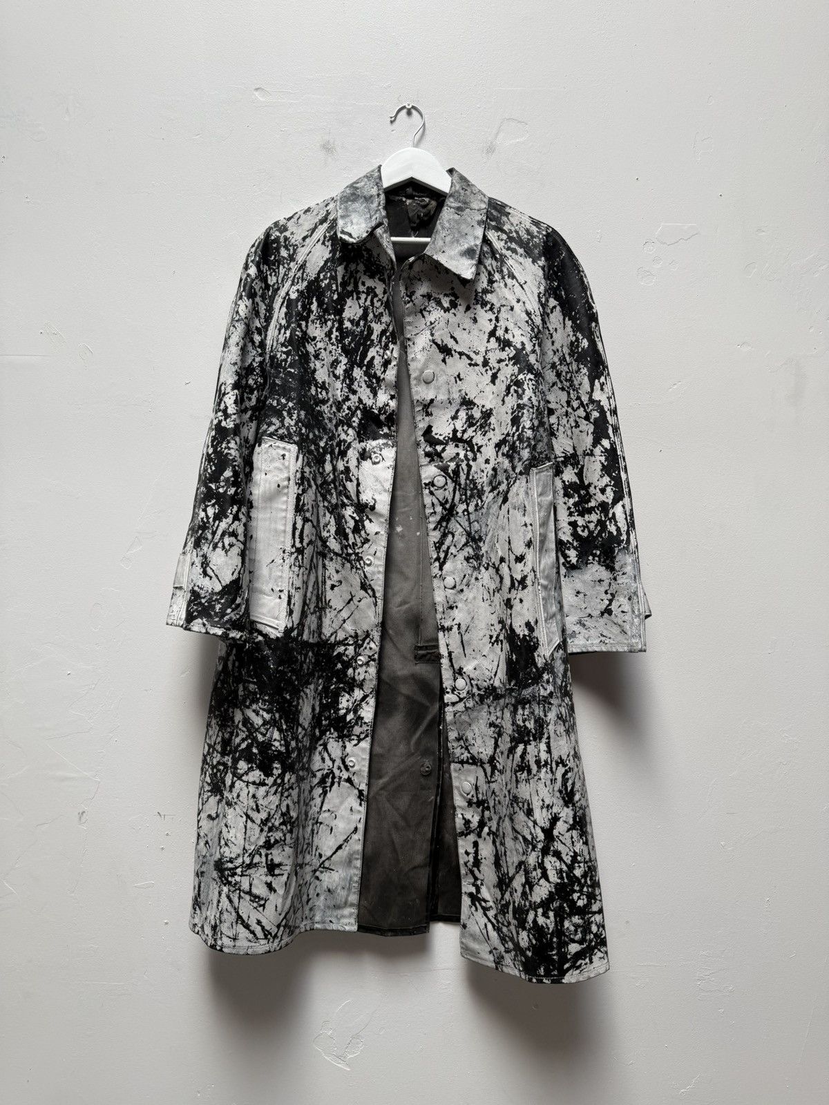 Other Painted White Rubber Trench Size US L / EU 52-54 / 3 - 1 Thumbnail
