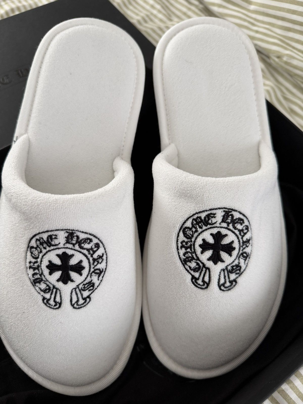Chrome Hearts Chrome Hearts Horseshoe slippers Size US 10.5 / EU 43-44 - 1 Thumbnail