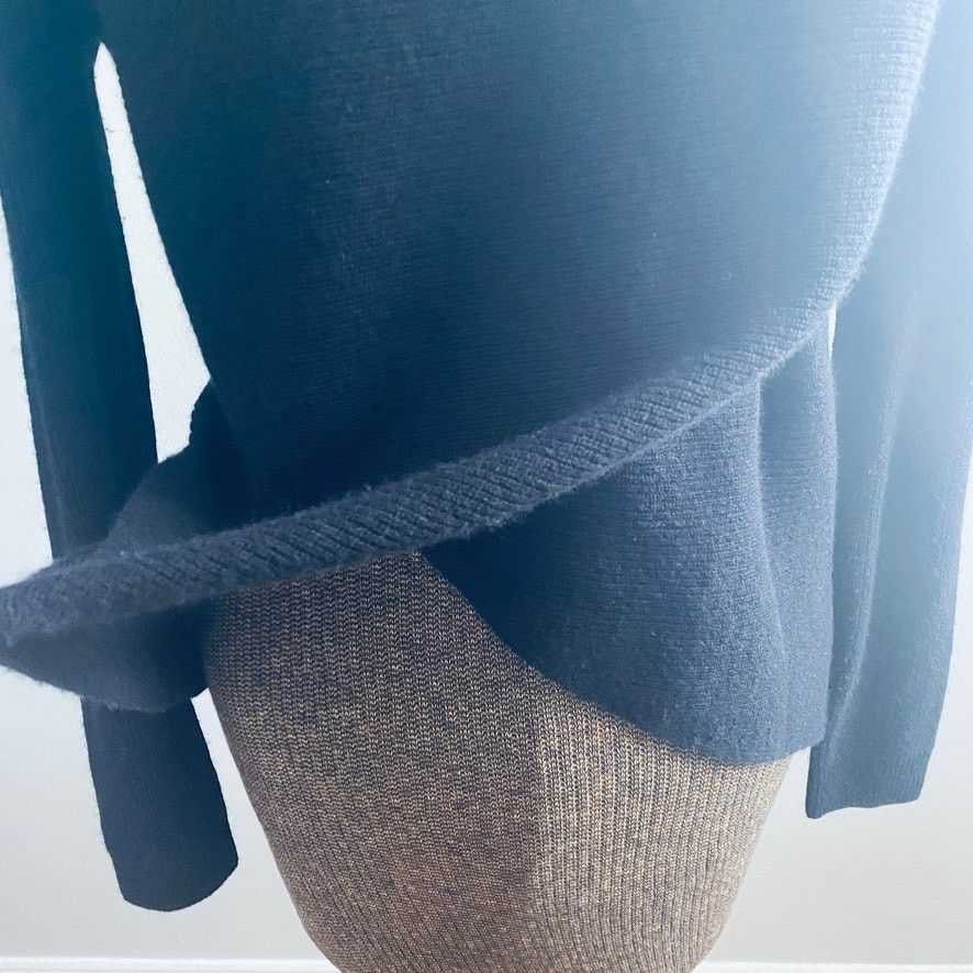 Autumn Cashmere Autumn cashmere black cashmere sweater Size M / US 6-8 / IT 42-44 - 4 Thumbnail