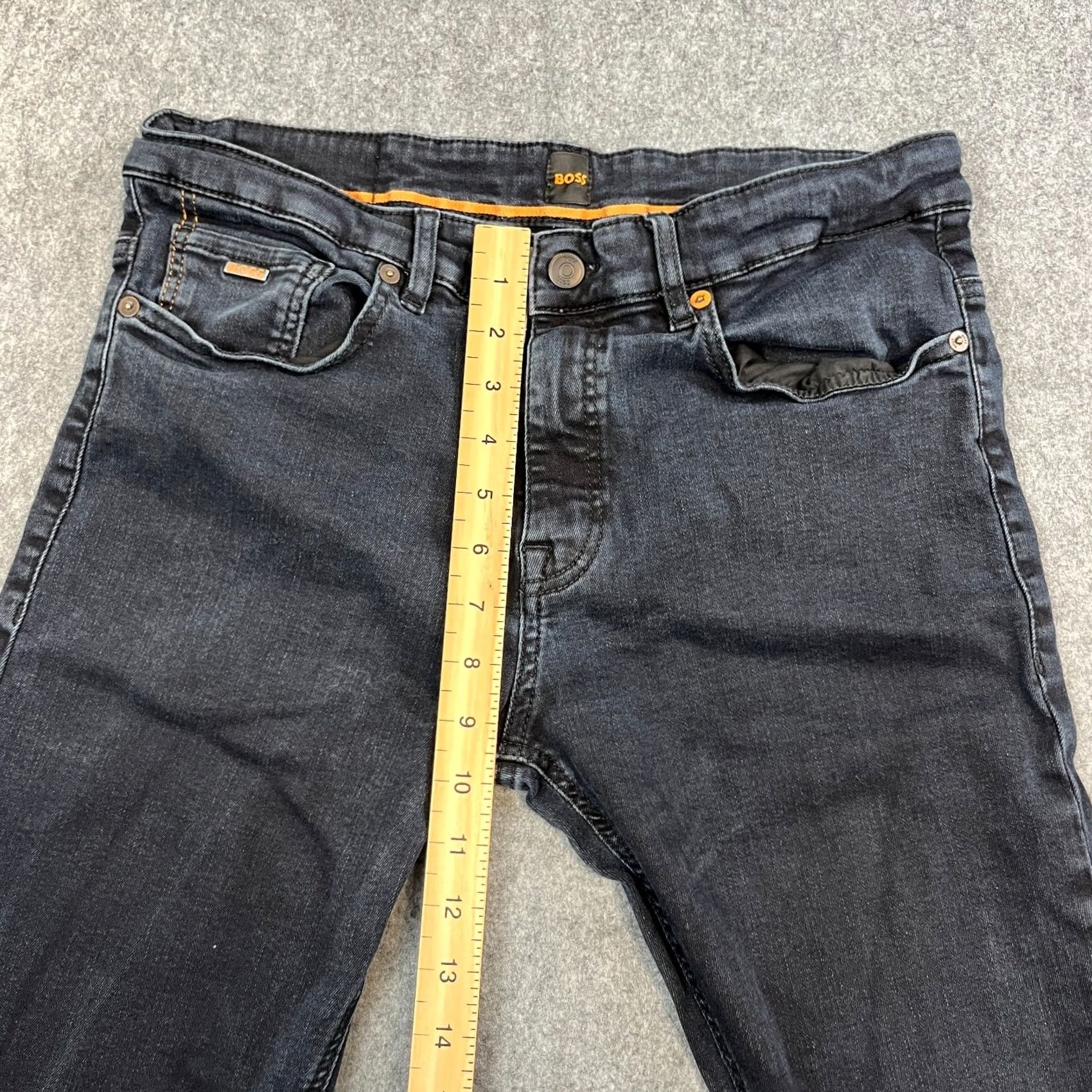Hugo Boss HUGO BOSS Jeans Slim Delaware 33 Dark Wash Denim 5-Pocket Zip Mens Slim Fit California? Size US 33 - 5 Thumbnail