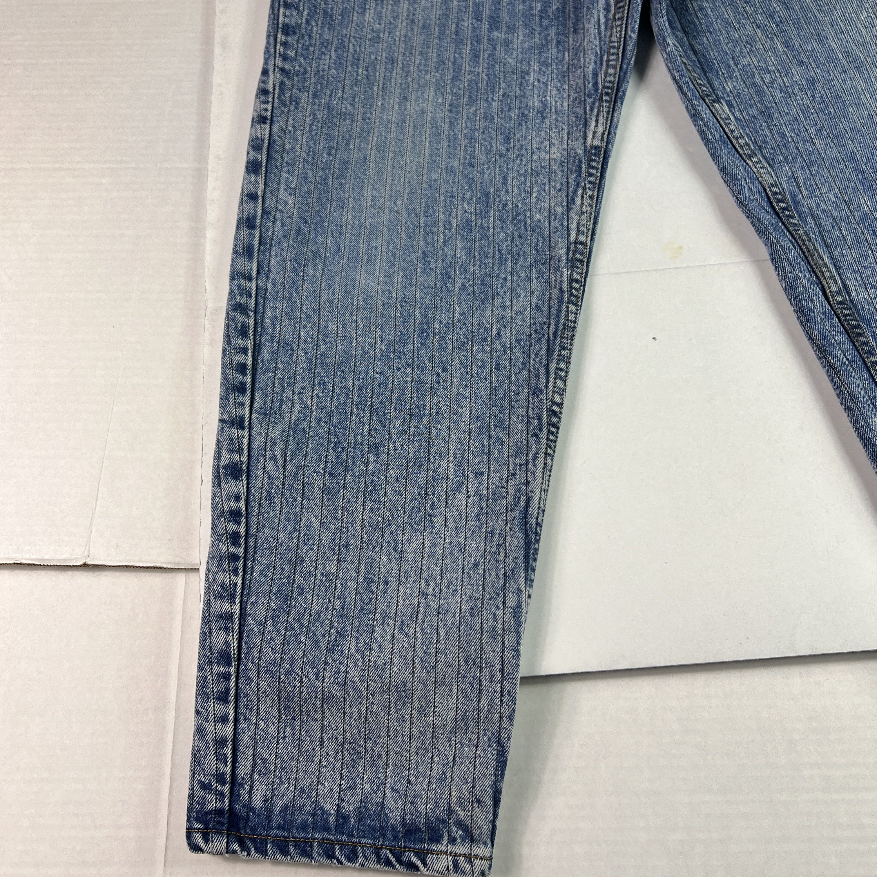 Levi's VTG 80s Levi's Jeans 550 Relaxed Blue Pinstripe Faded Denim Size US 32 / EU 48 - 11 Thumbnail