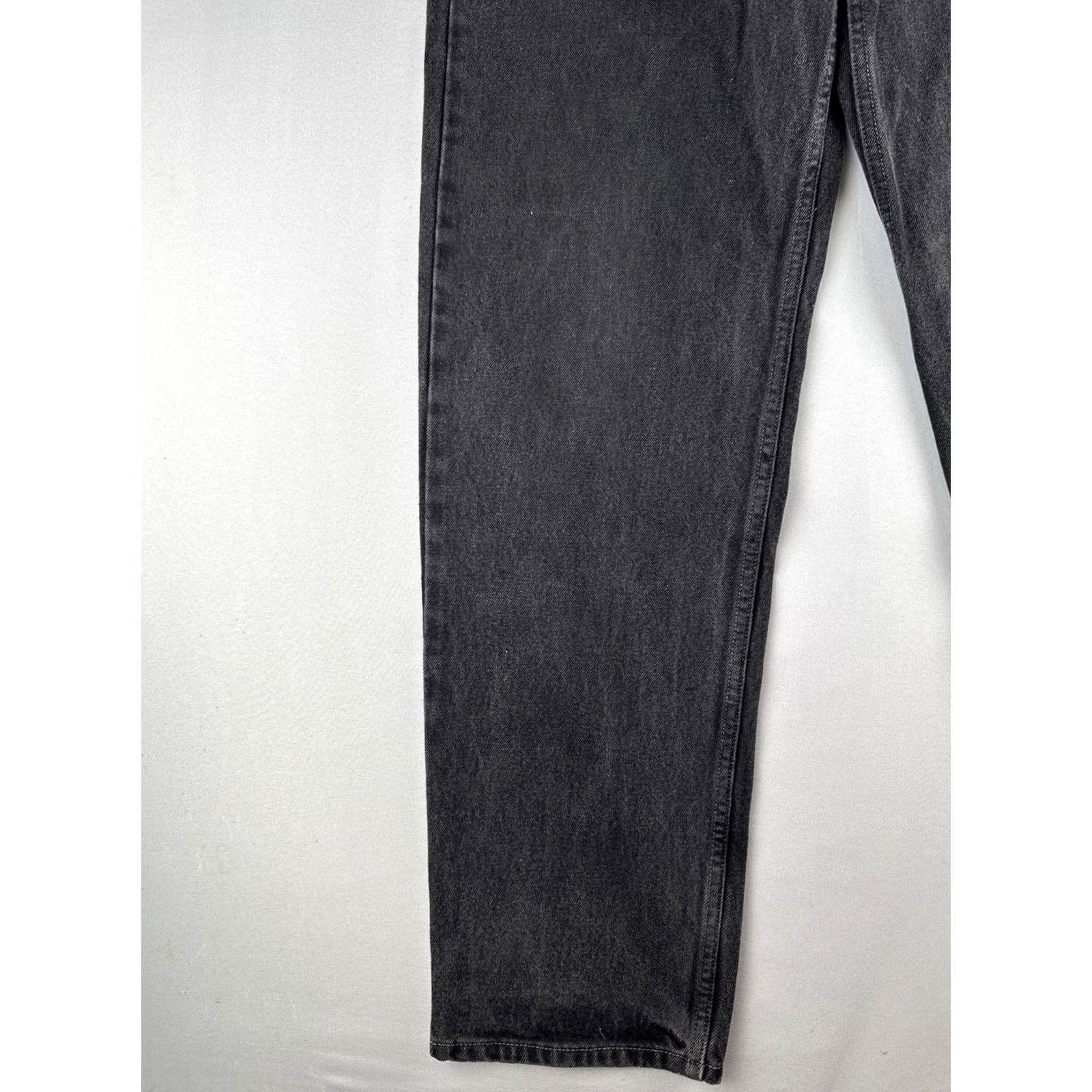 Levi's VINTAGE Levi’s 550 Black Denim Jeans Relaxed Fit 90s Grunge 32x32 Mens Straight Button Zip Fly jeans Size US 32 / EU 48 - 3 Thumbnail