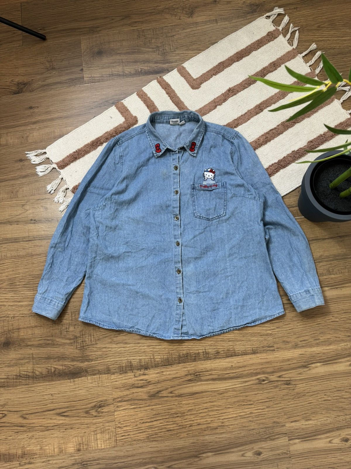 Cartoon Network VINTAGE HELLO KITTY DENIM CUTE SHIRT Size L / US 10 / IT 46 - 3 Thumbnail