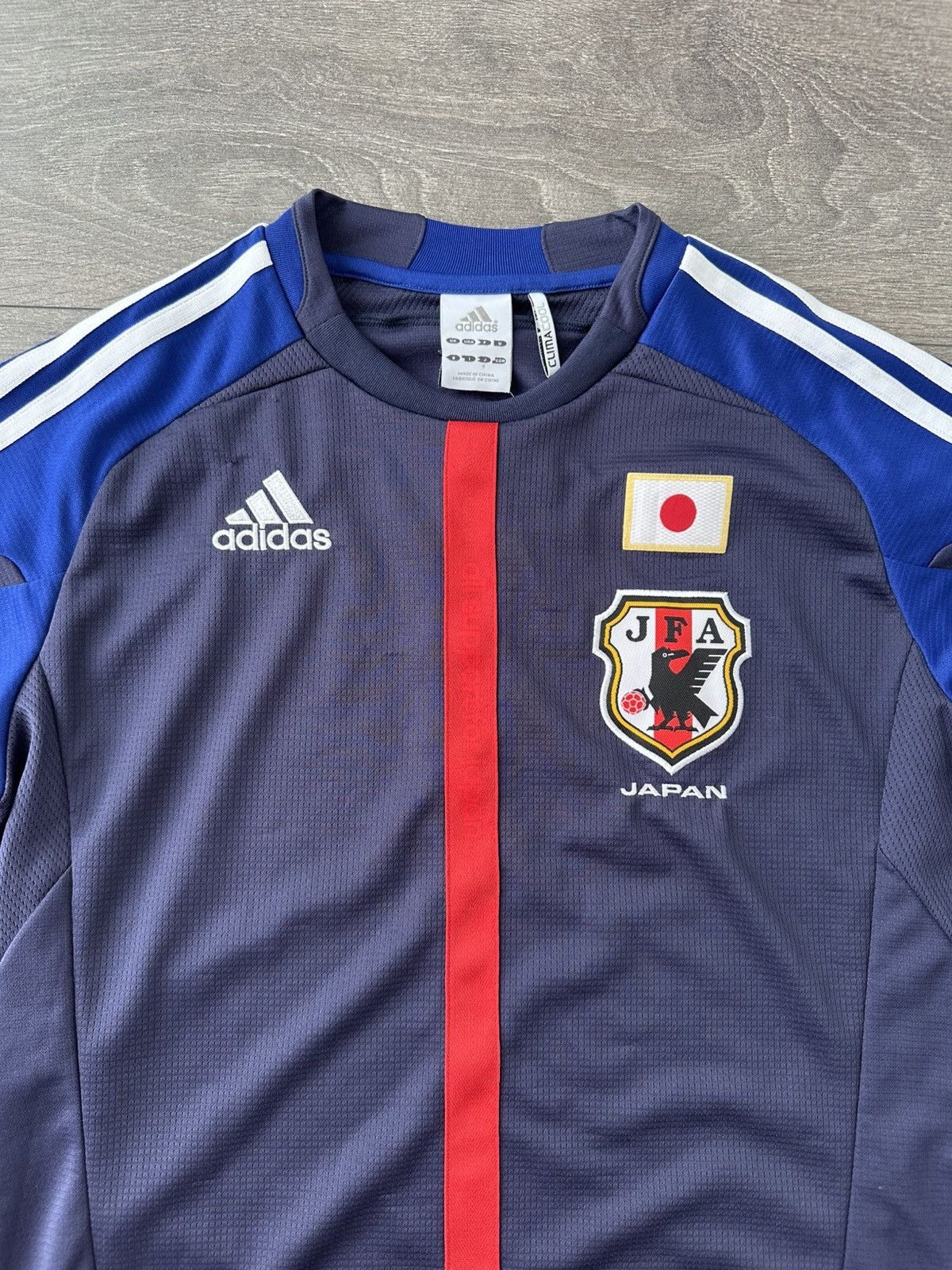 Adidas Japan 2012 Home Jersey Size US S / EU 44-46 / 1 - 6 Thumbnail