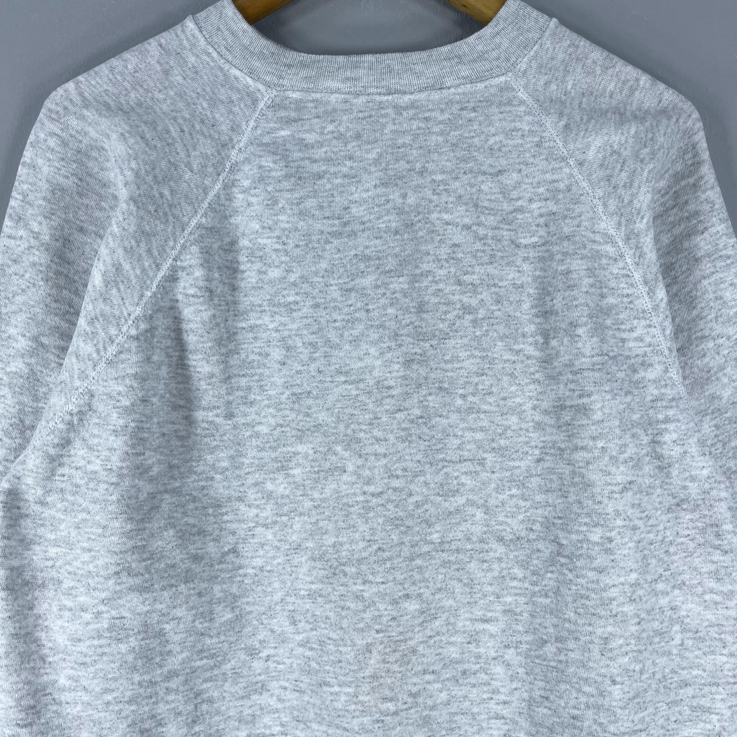 Vintage Vintage 90's Plain Gray Sweatshirt Crewneck Made In Usa Size US M / EU 48-50 / 2 - 2 Thumbnail